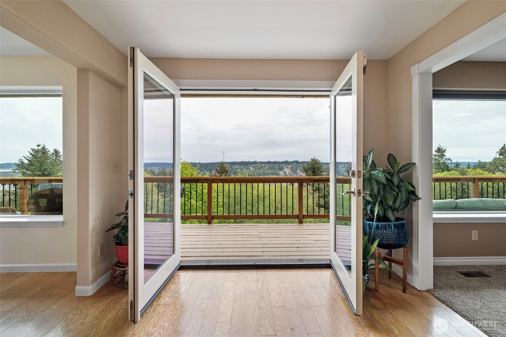 Panoramic Sound, Bridge and Olympic Mountain Views