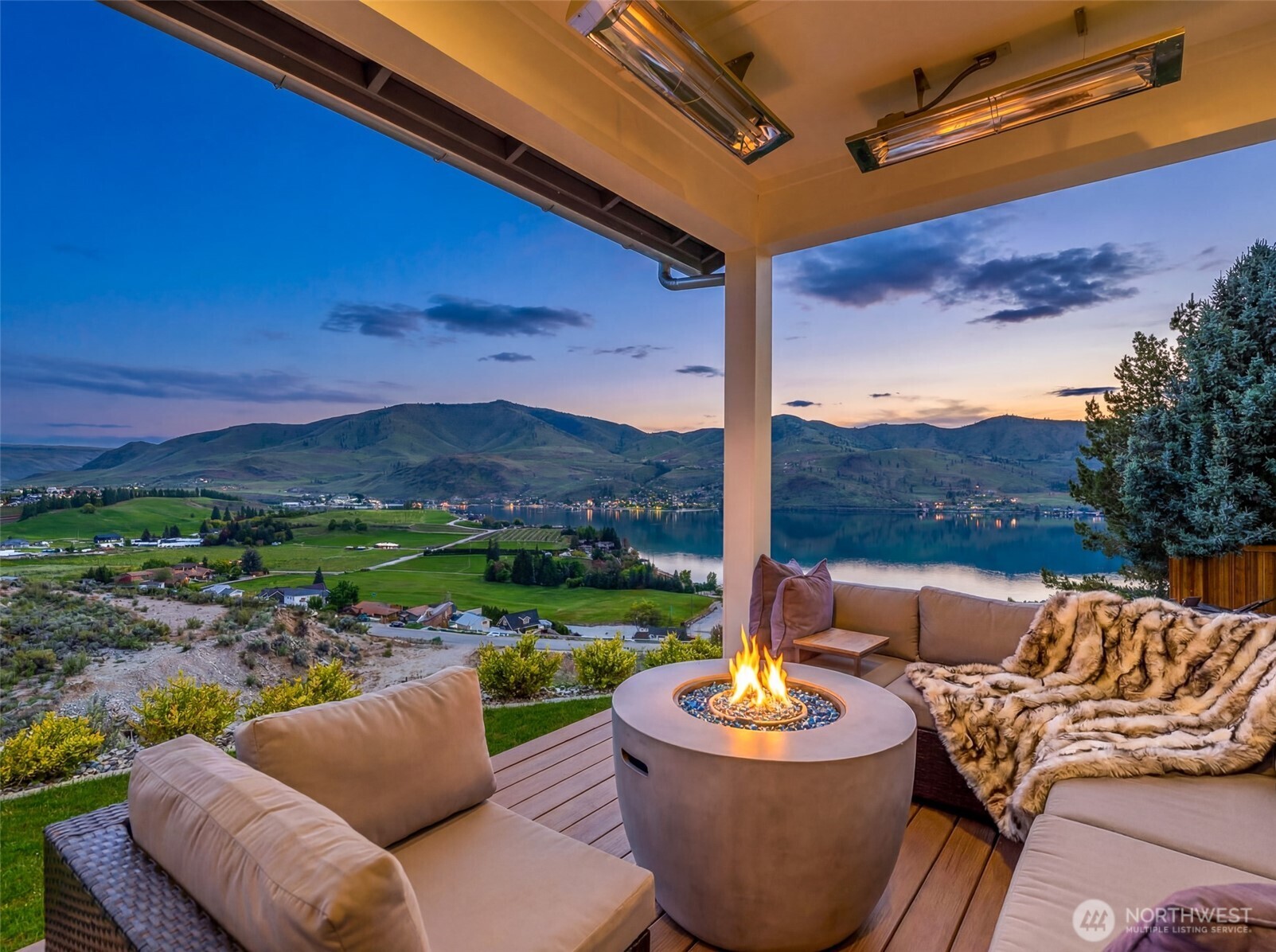 Amazing view - front porch