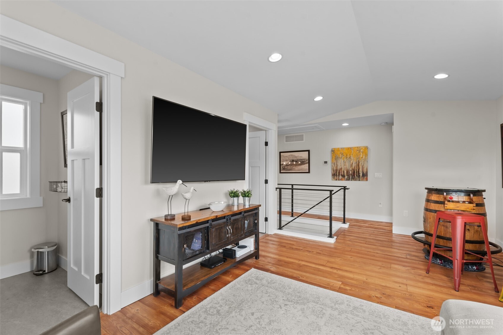 2nd floor bonus room