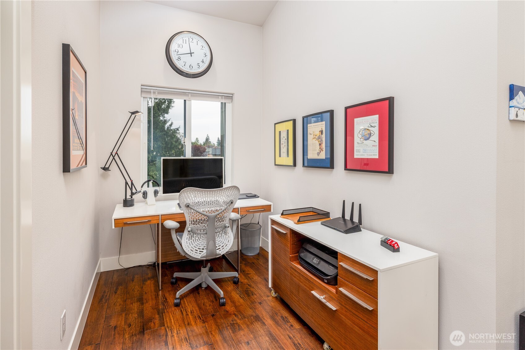 Upstairs office nook
