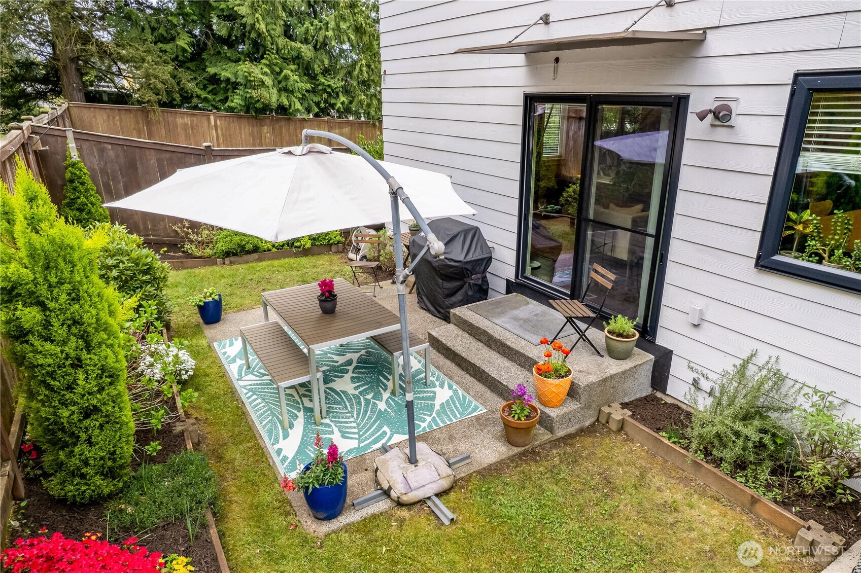 Patio with garden space