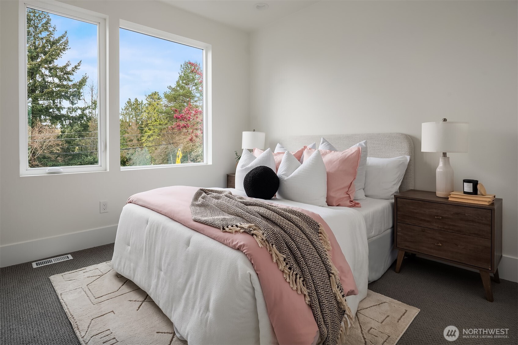 Bedroom 1 on main level off kitchen