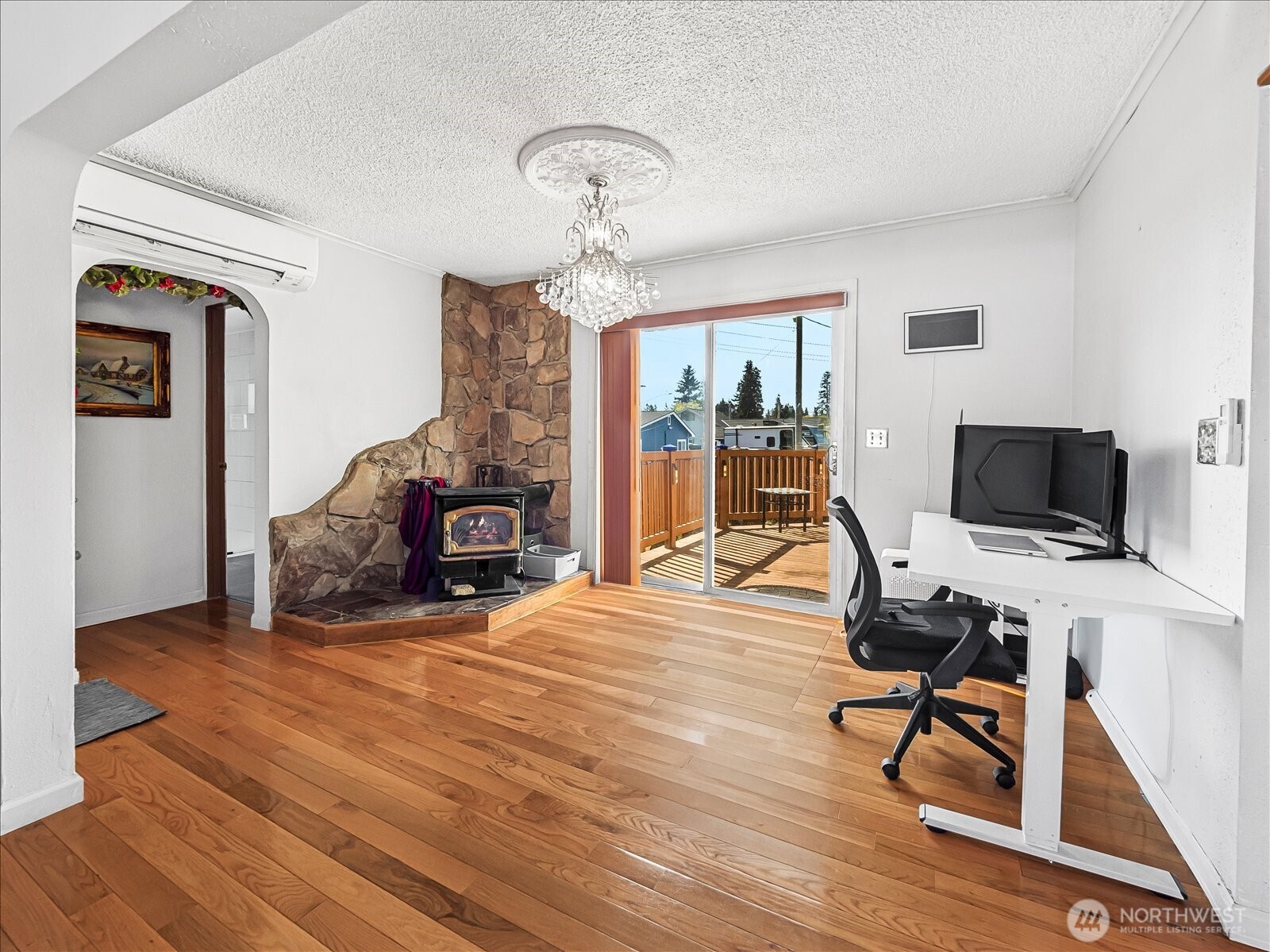 Dining Area leads to the deck