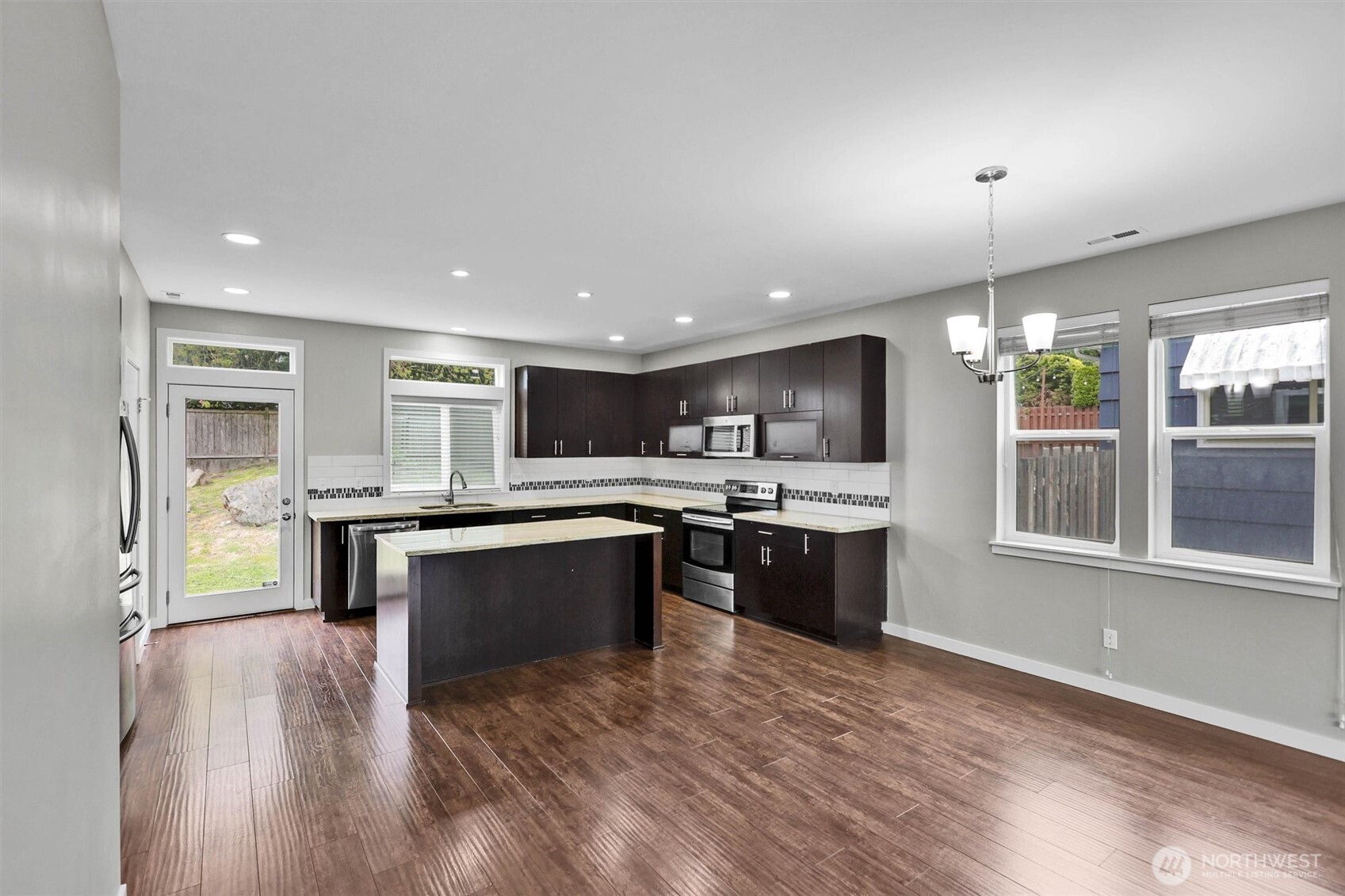 Kitchen with island