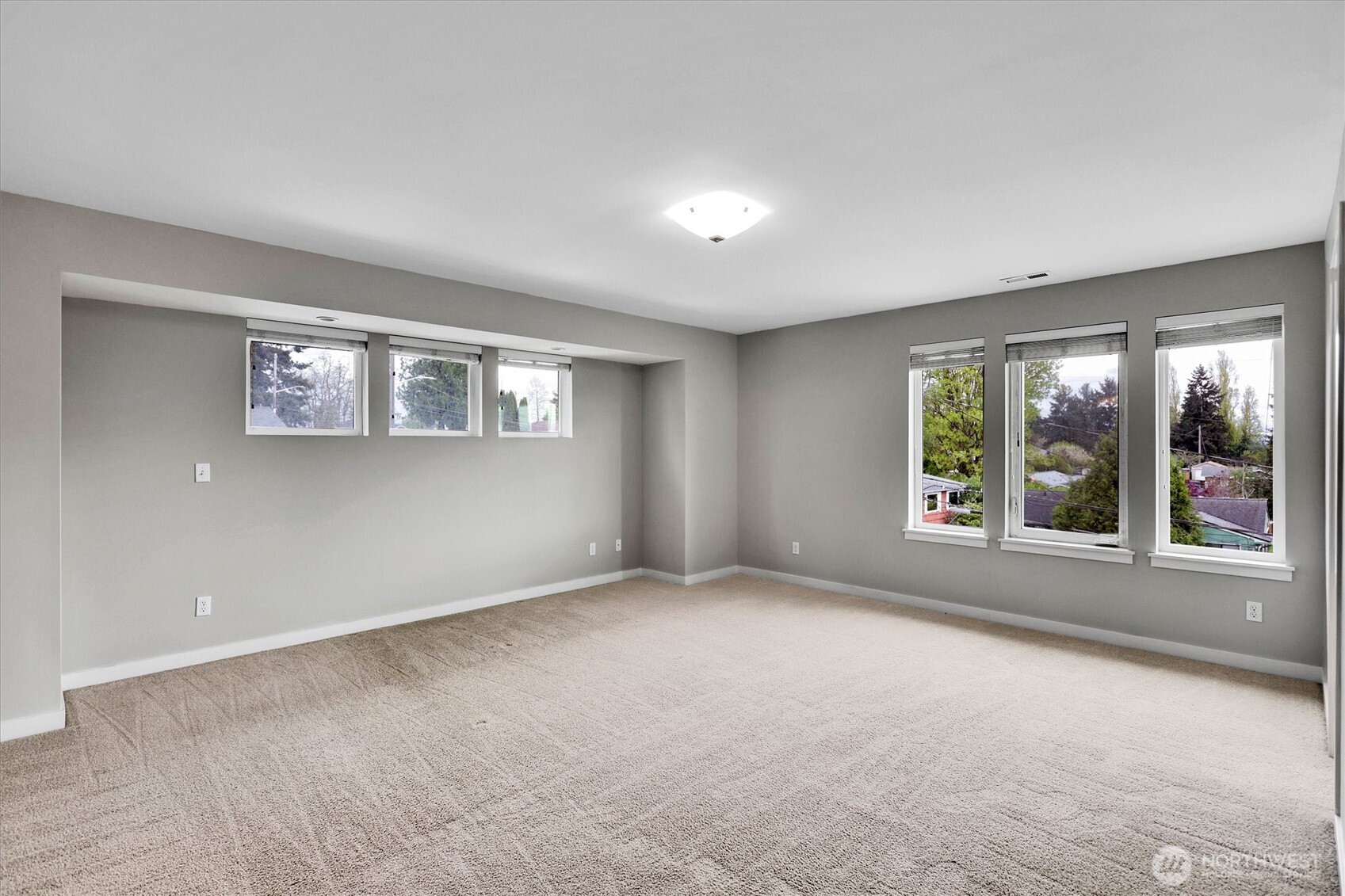 VS primary bedroom