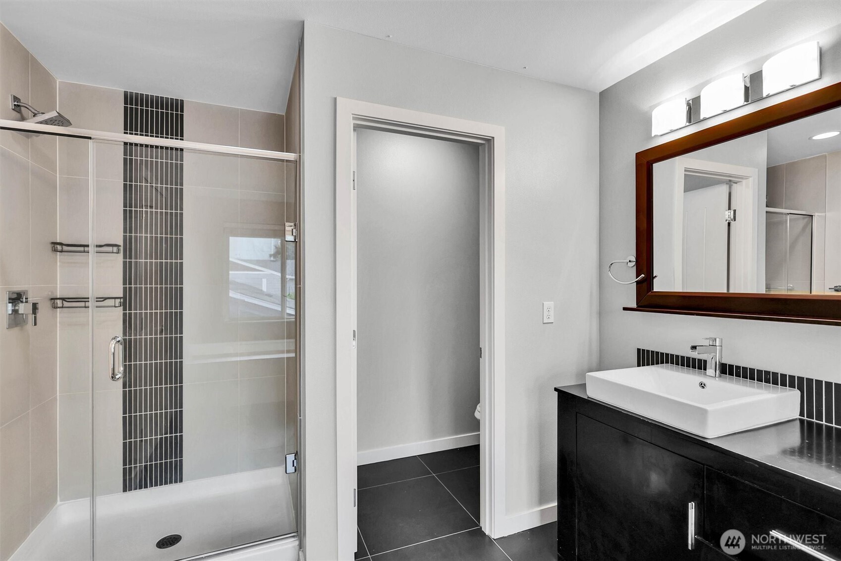 primary bath vanity & tub