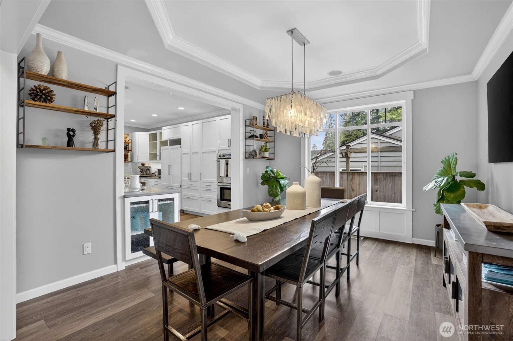 Spacious Dining Room