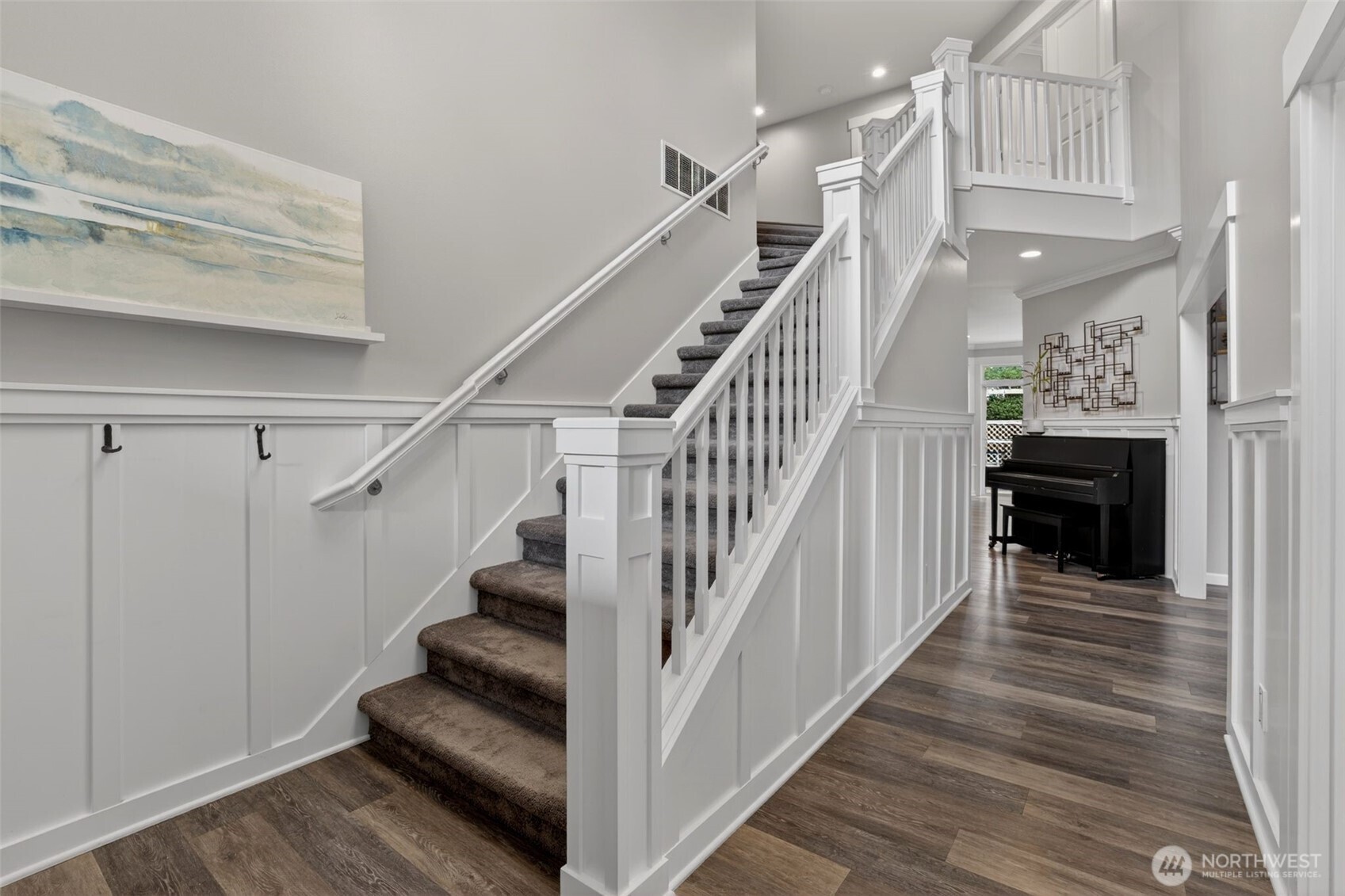 Entry w/High Ceilings
