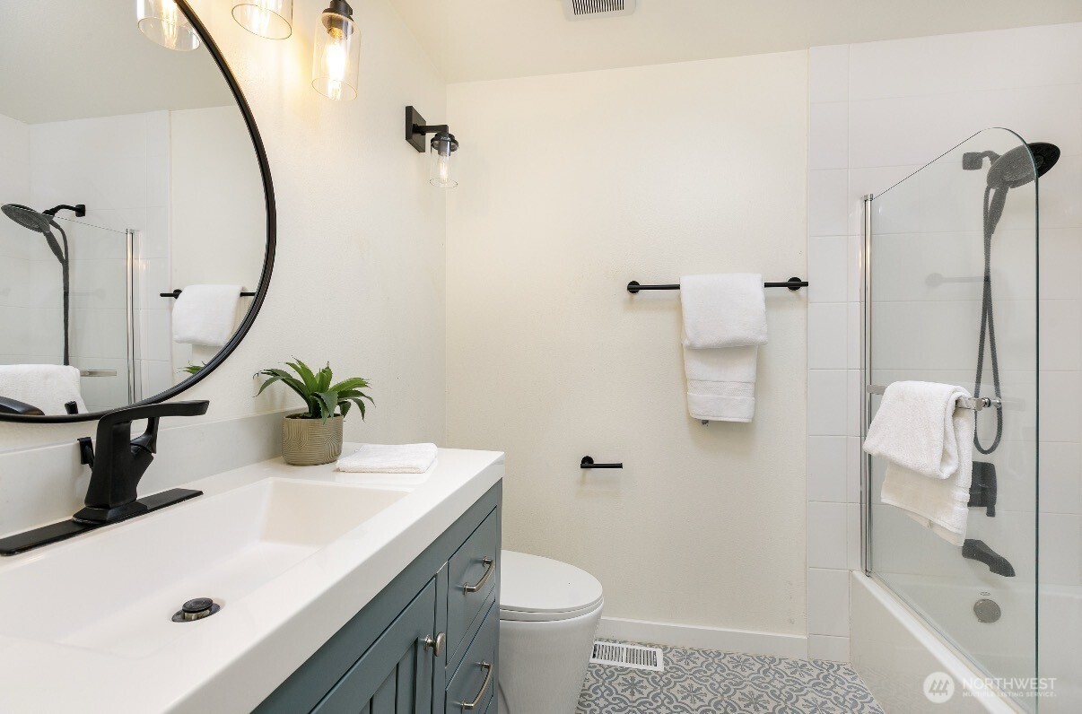 Main floor hallway bathroom