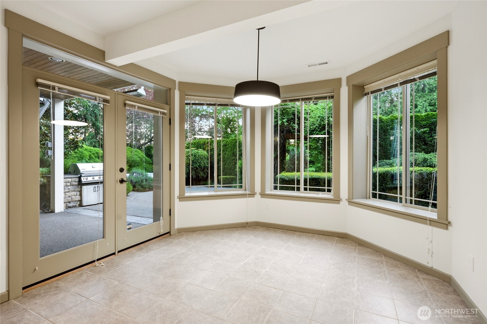 Lower level dining area