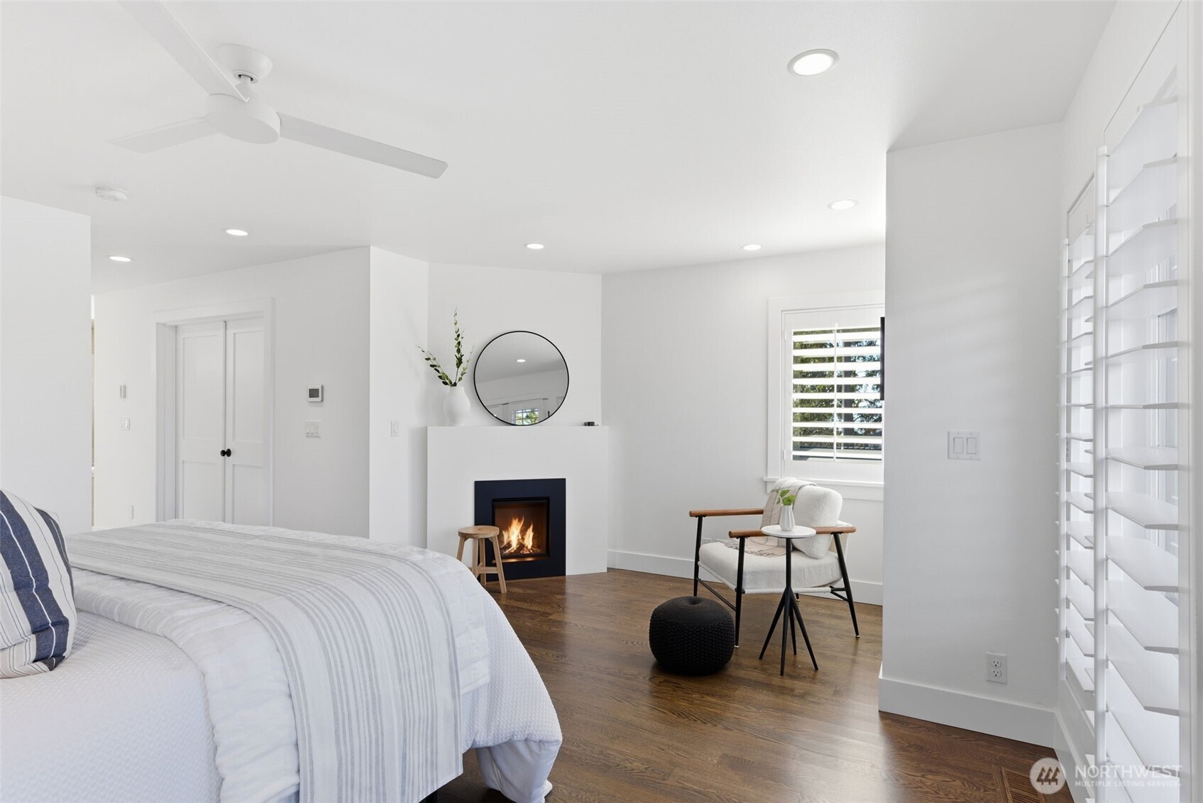 Looking towards the walk-in closet. Beyond is the bath.