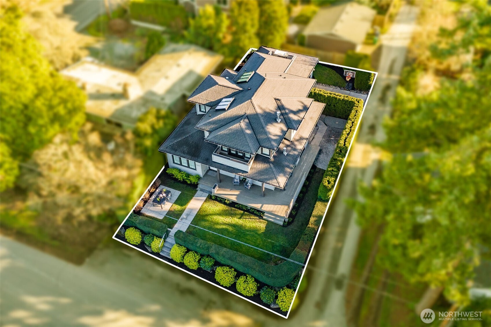 Beauty meets function meets location in this remarkable residence. This view further illustrates the benefit of ‘breathing room’ this home enjoys from neighboring homes.