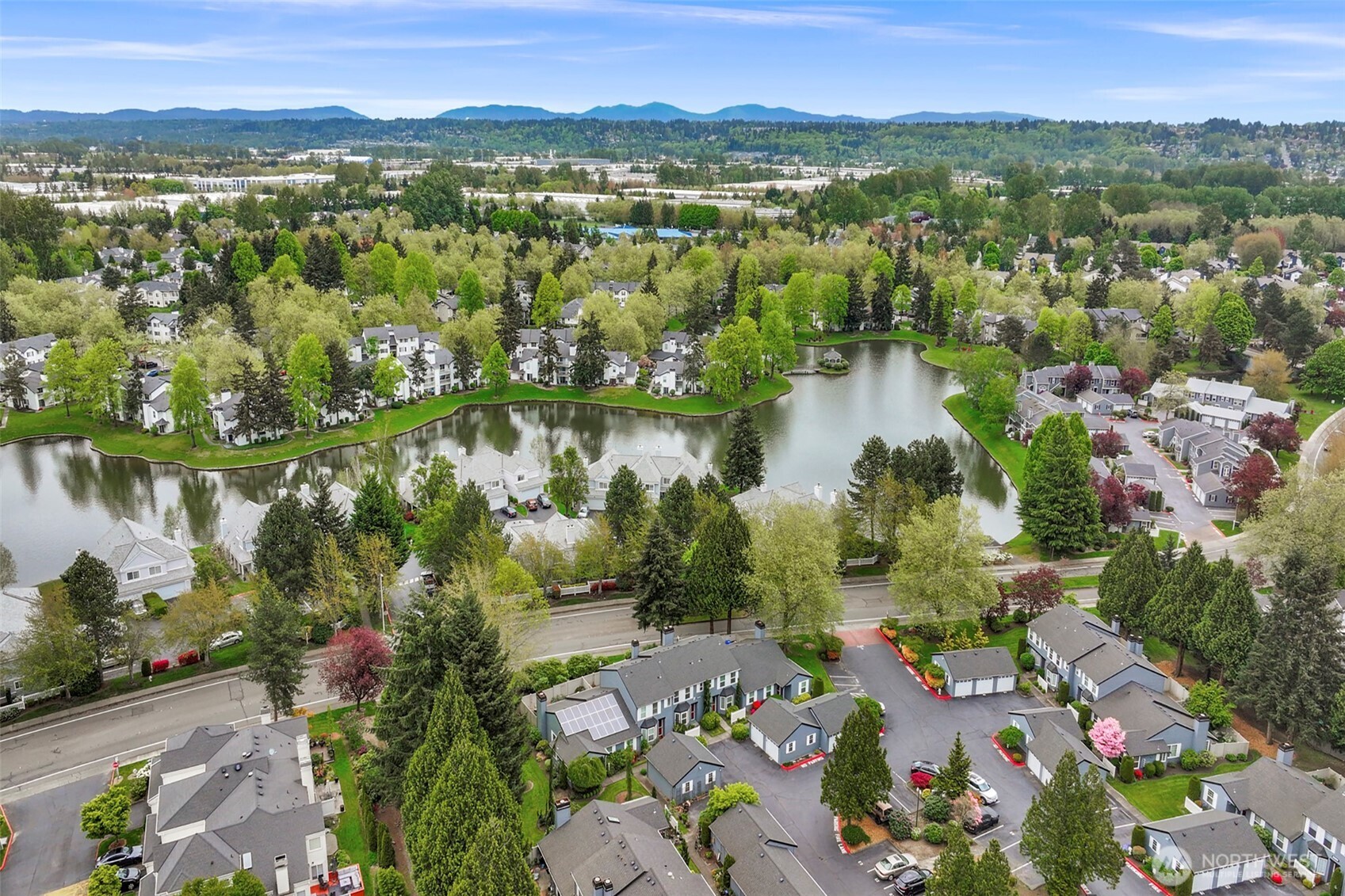 Bridgewater IV is part of Lakes at Kent. Located on the Green River they are 19 communities made up of condos, townhouses, individual homes, and apartments.