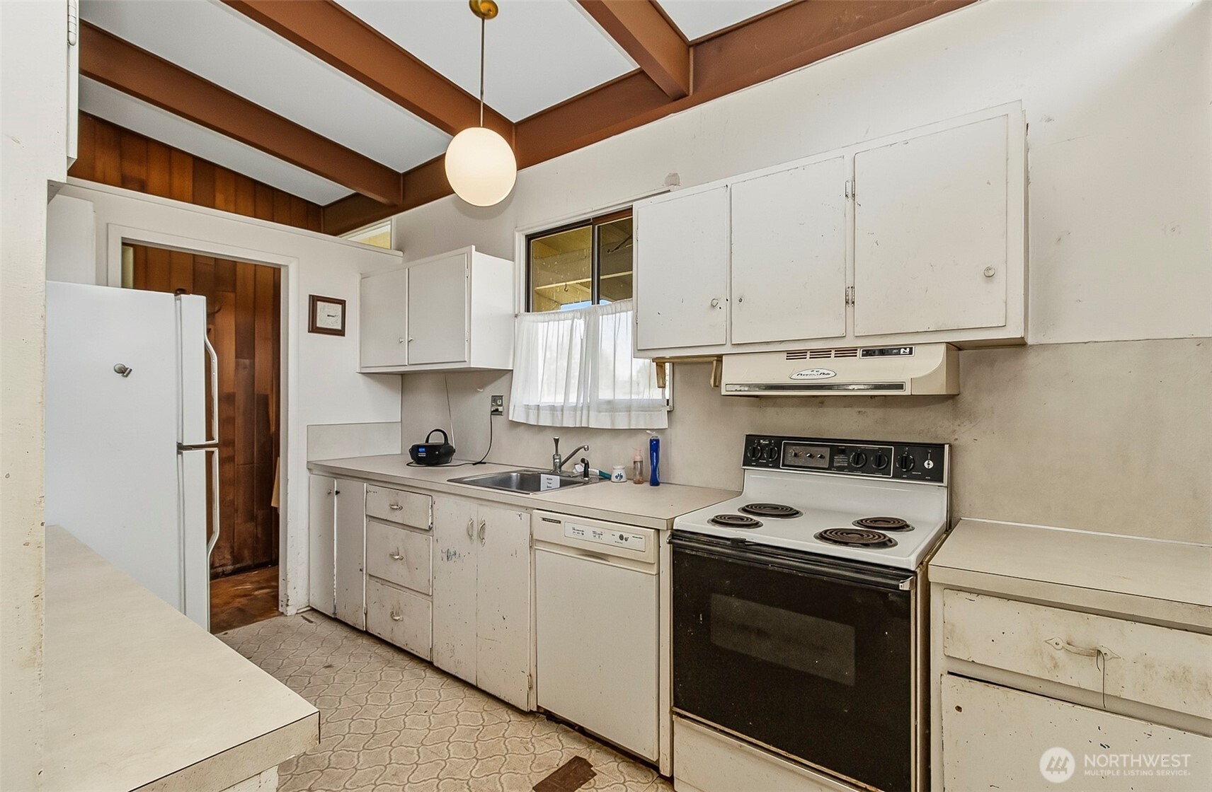 Alternate View of the Kitchen~