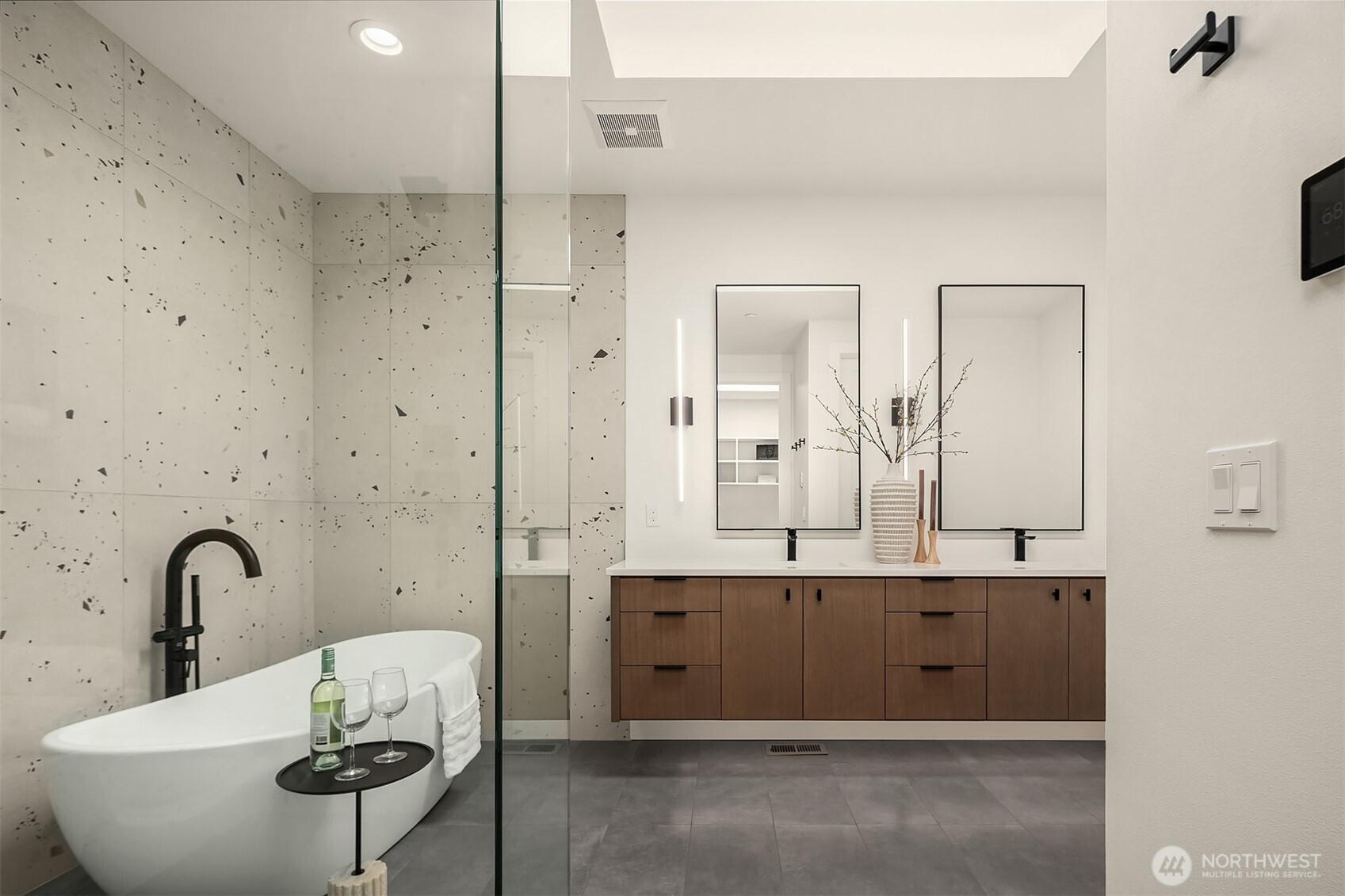 Oversized shower, thoughtofully designed for both function and artistic elegance.