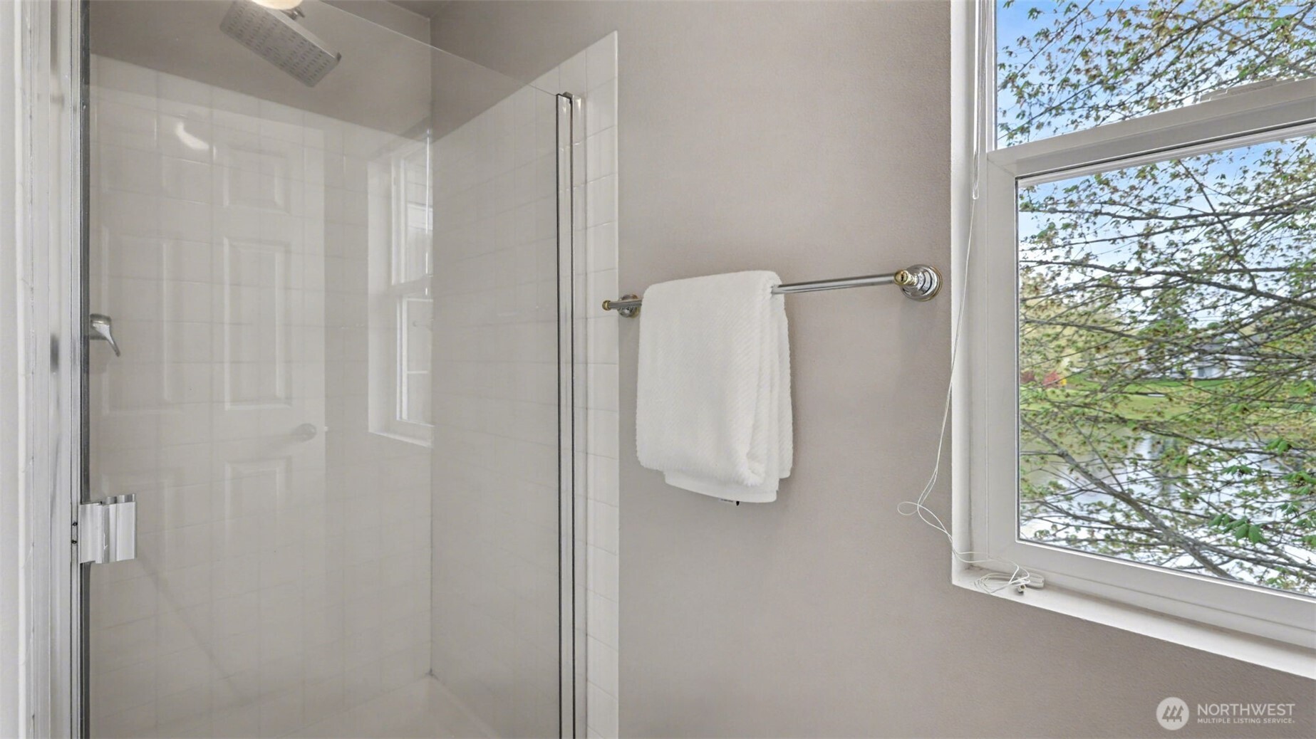 En-suite bath