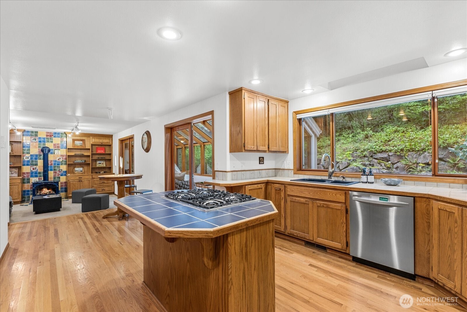 Cozy and Warm Kitchen