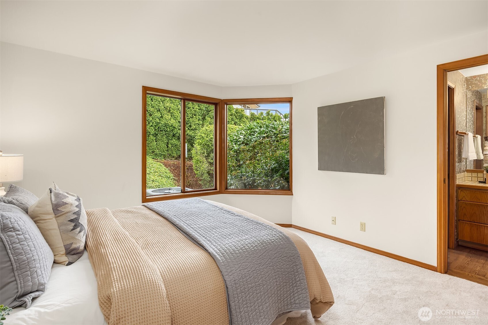 Main floor guest bedroom