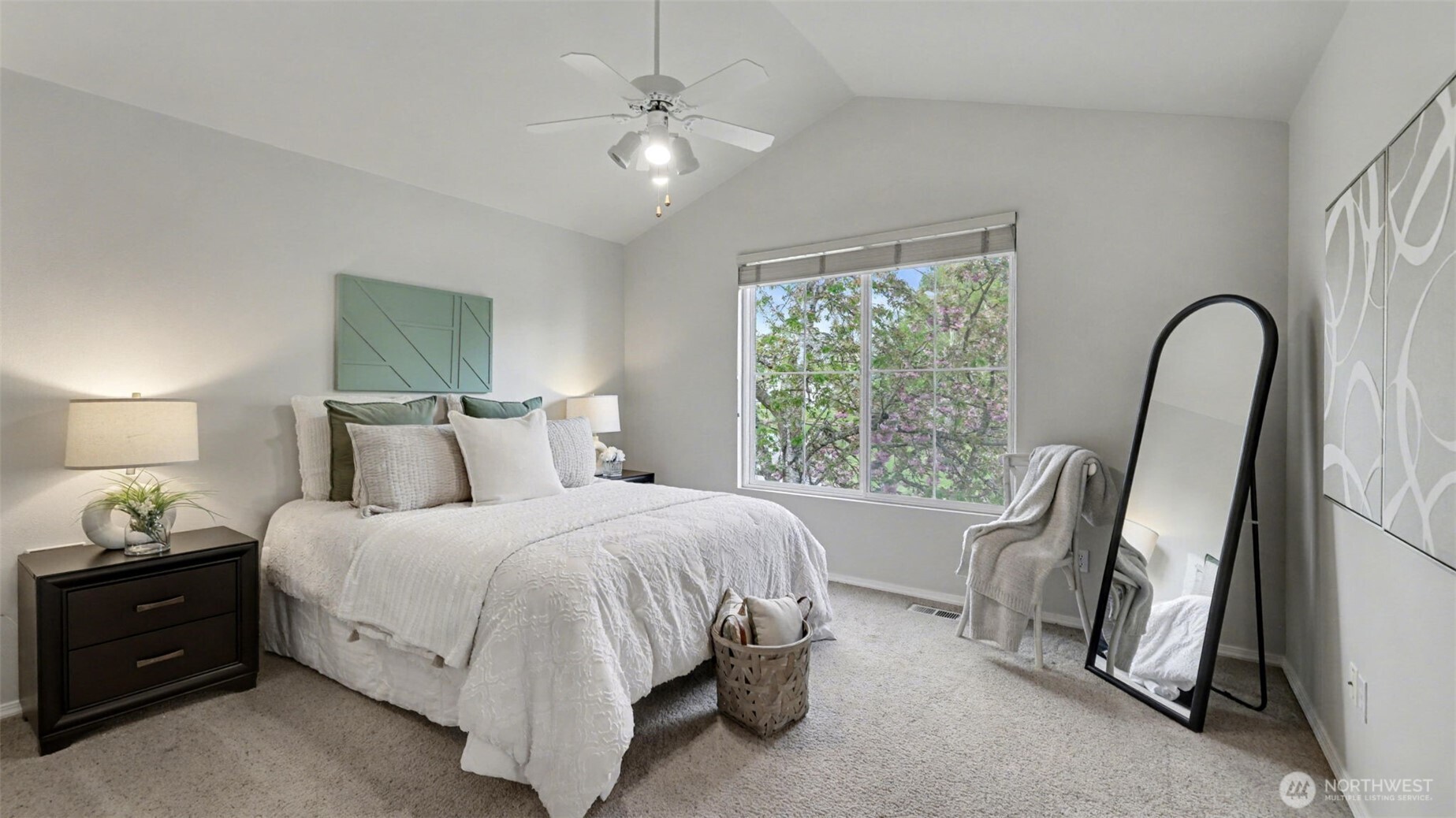 Primary suite