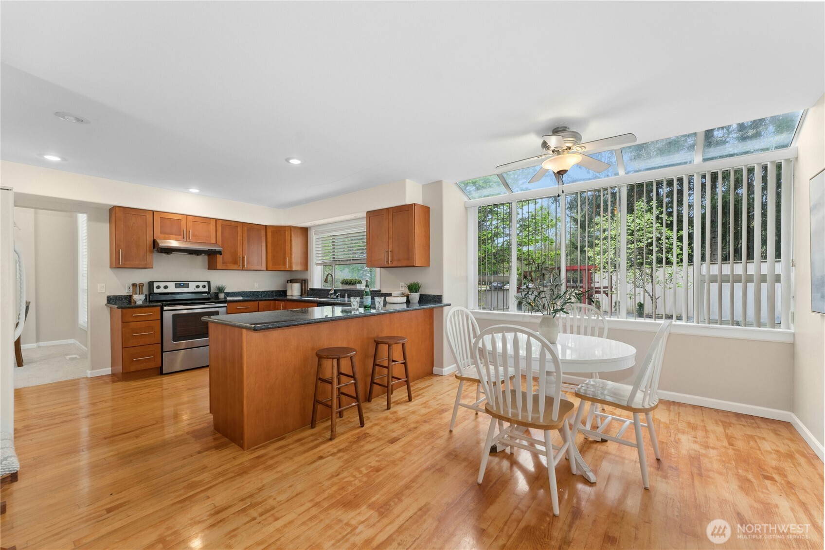 Kitchen and breakfast nook