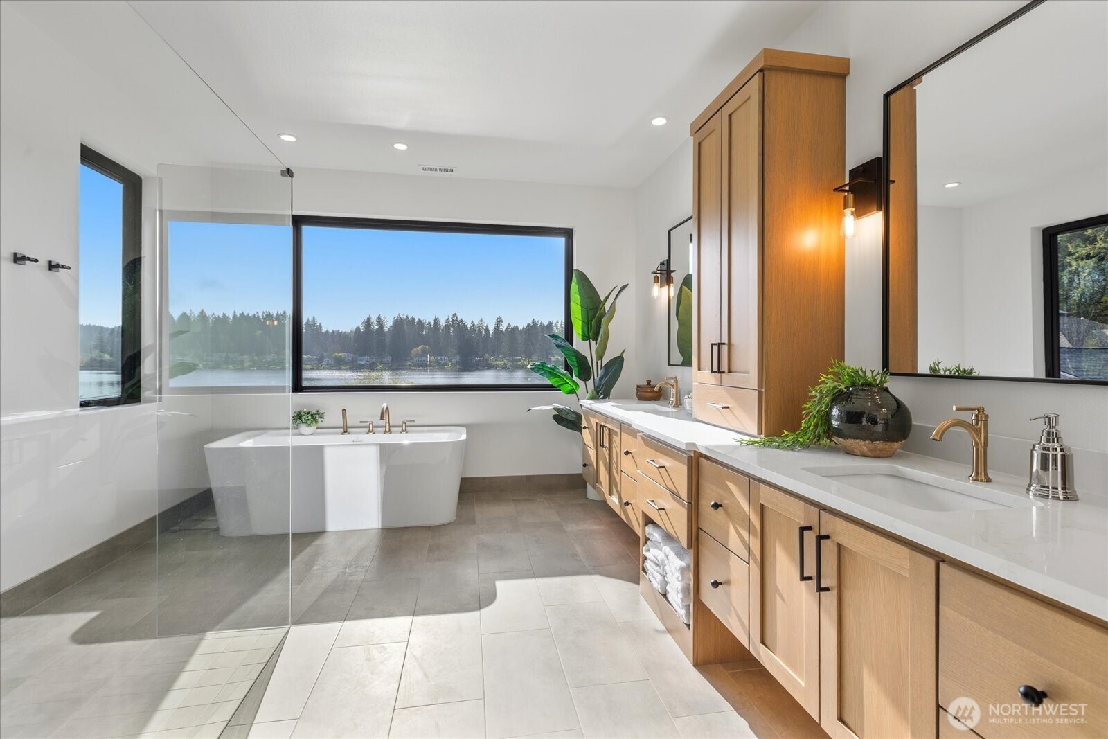 Primary bath
