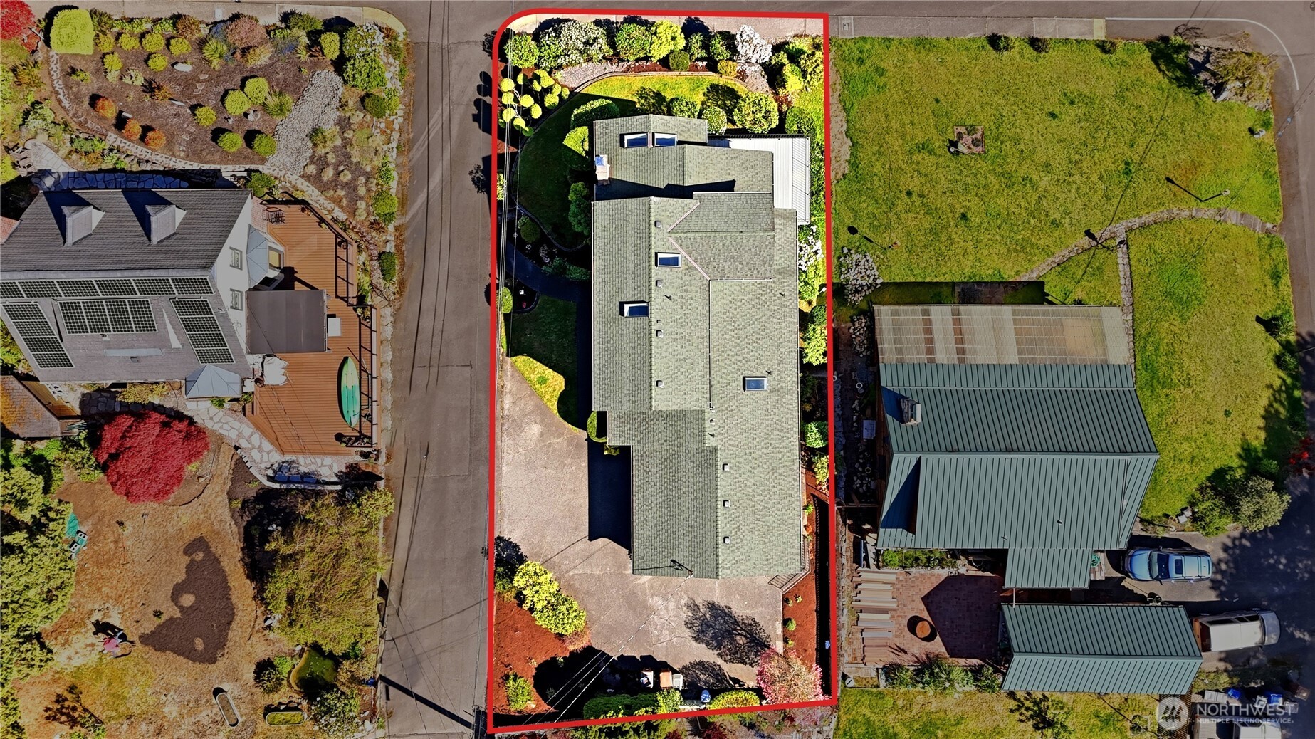 Outline of the property with alley on your left. (Historic log home is to the right - it is a private residence).