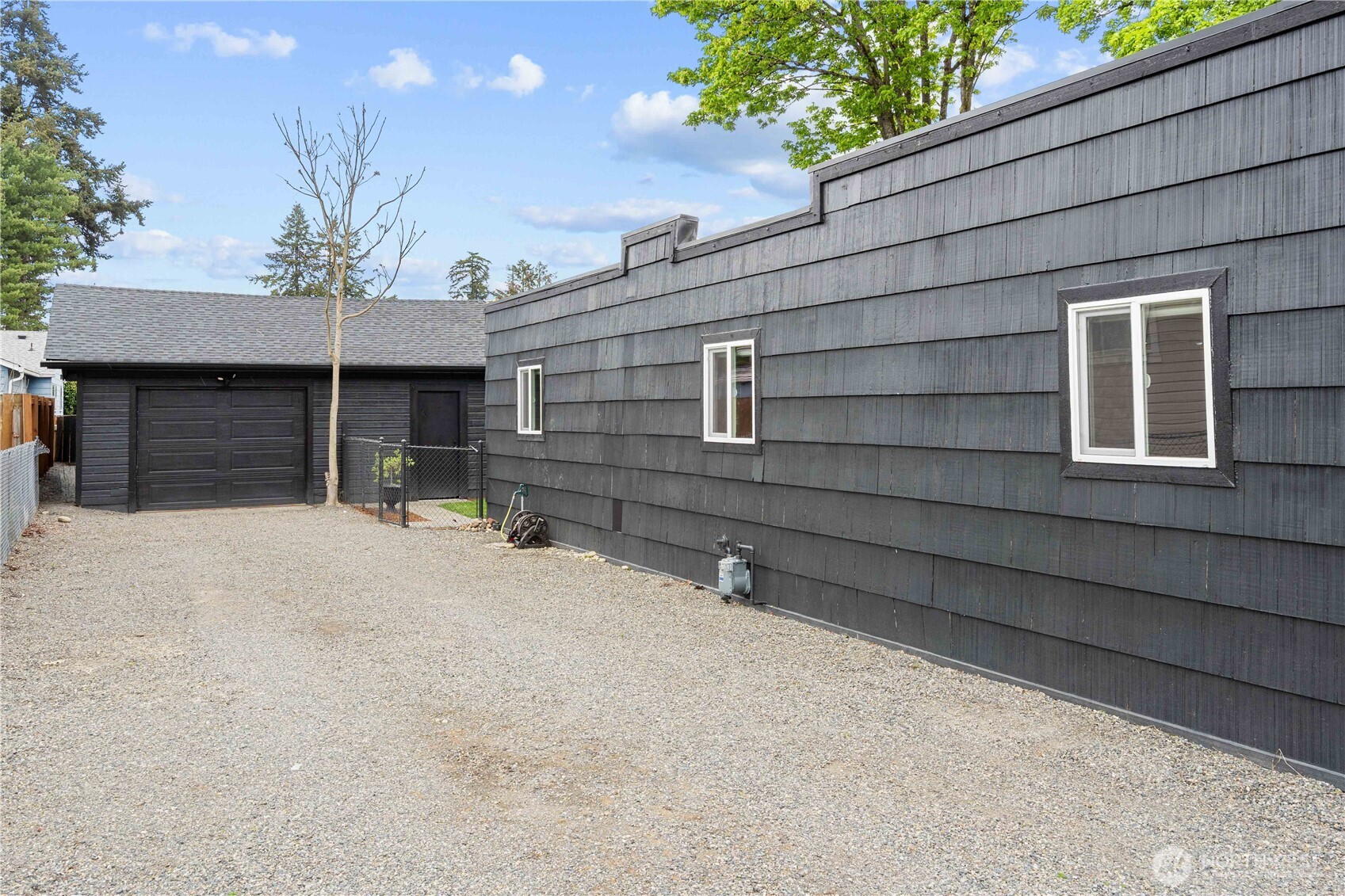 Detached Garage