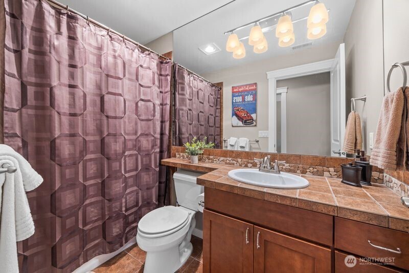 Main Full Bathroom