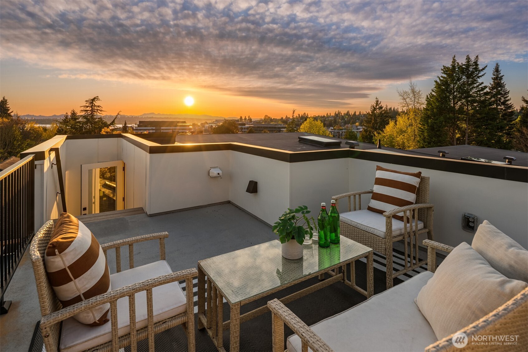 Rooftop Deck