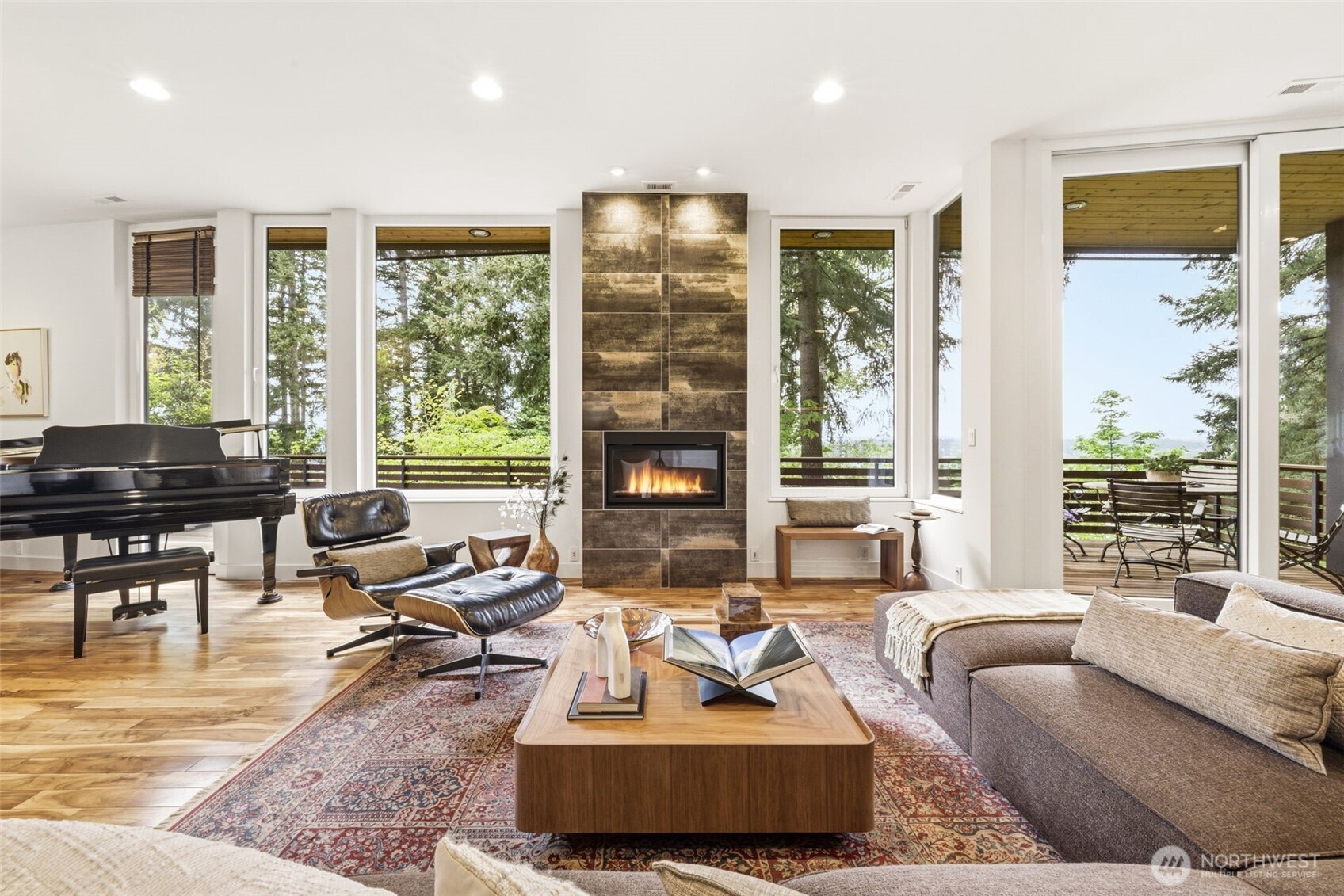 High-end European windows designed for beauty and efficiency