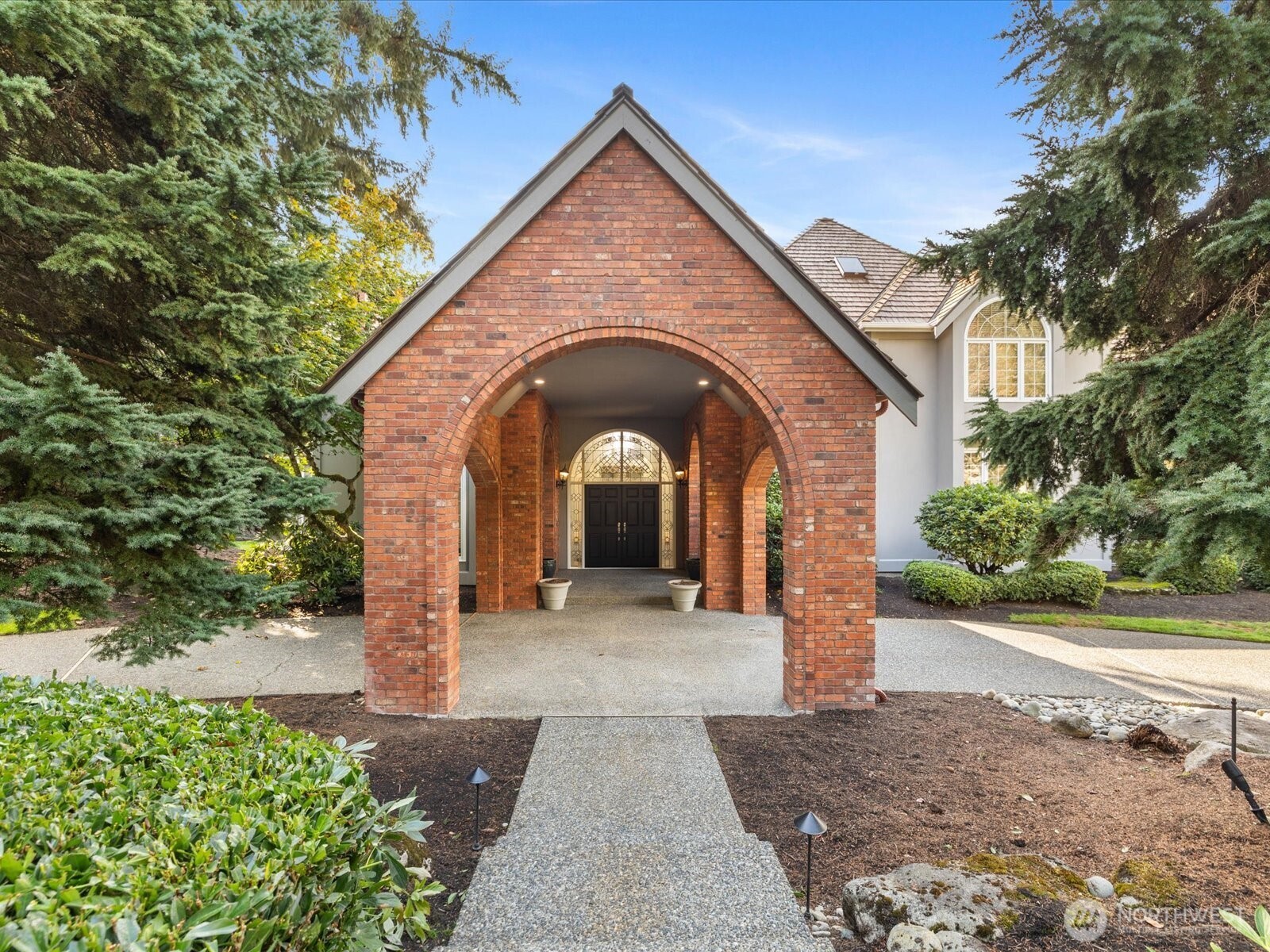 Large and level front is perfect for making memories.  What would you do with all of the yard?  35,002 sqft lot.