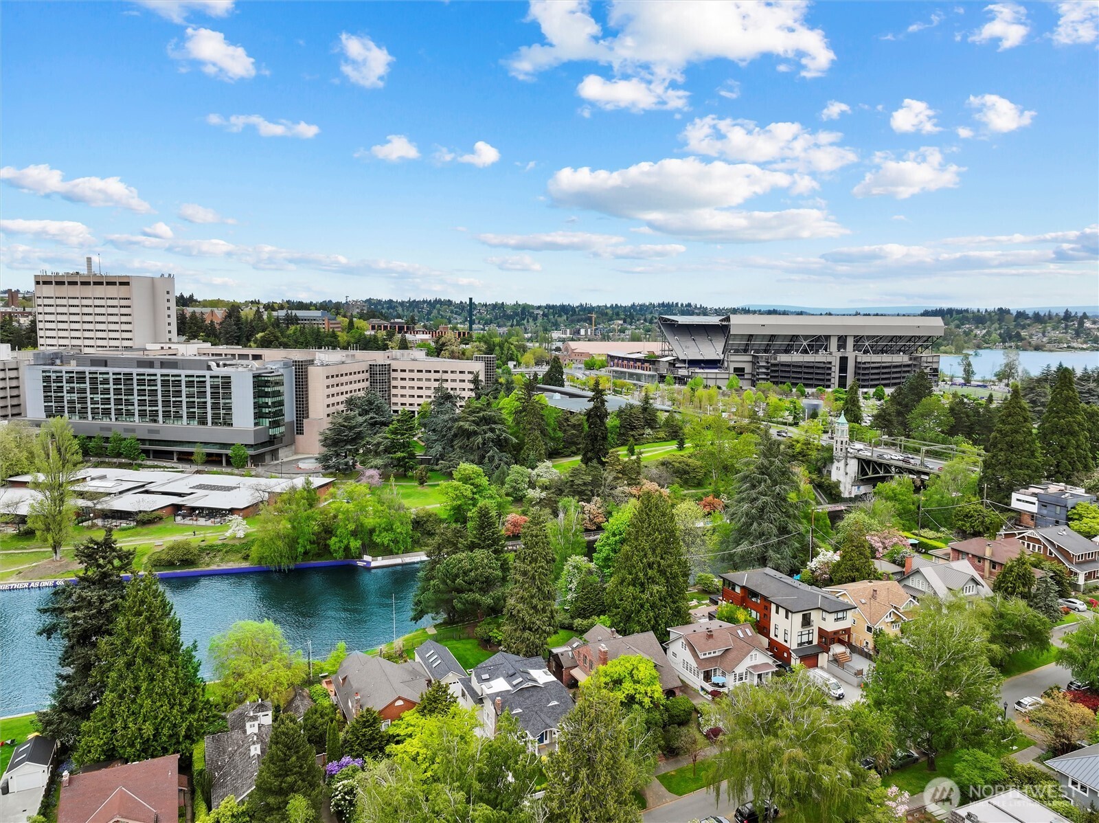 Just moments to the University of Washington, Husky Stadium, and vibrant U-Village