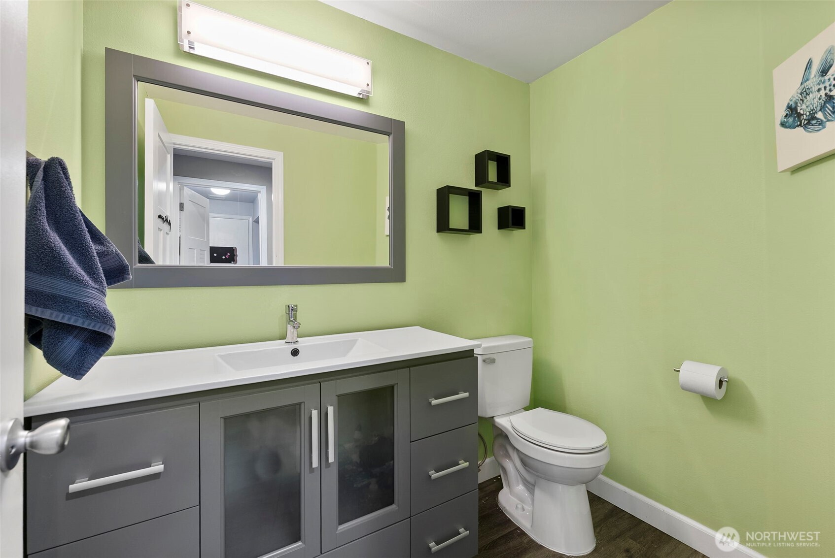 Main floor 1/2 bathroom.