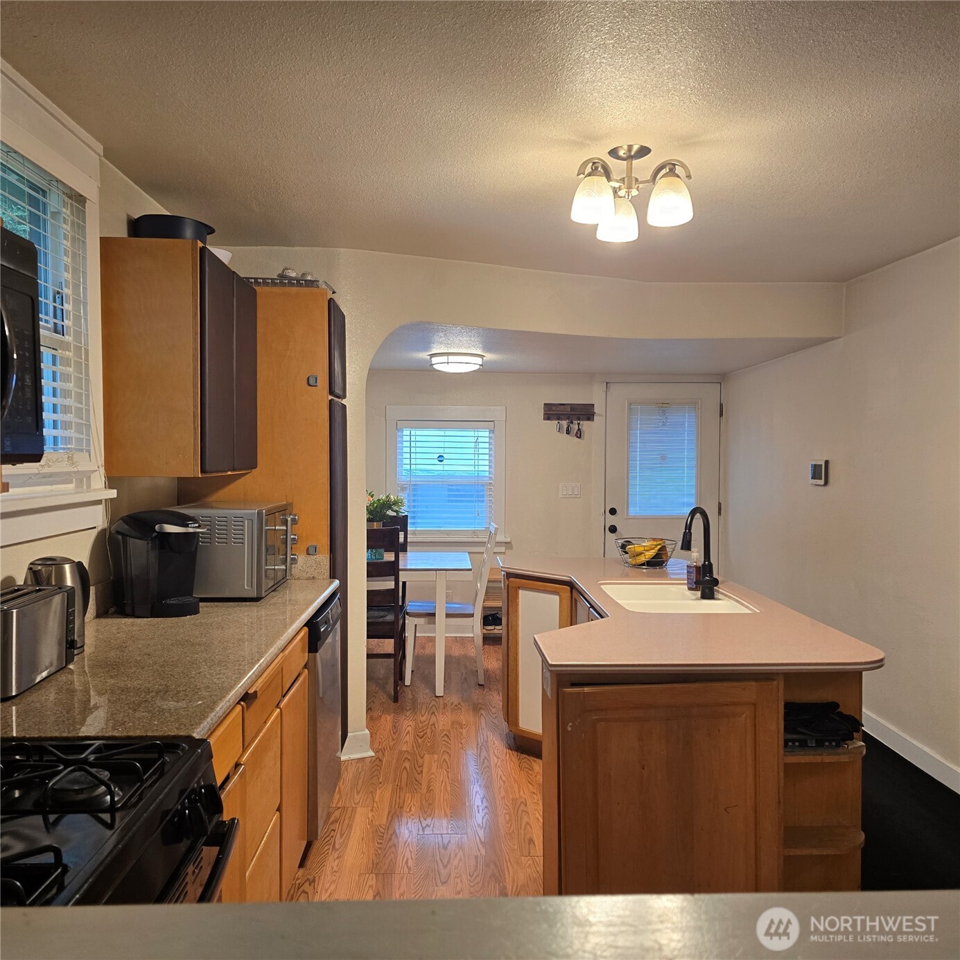 Island Kitchen
