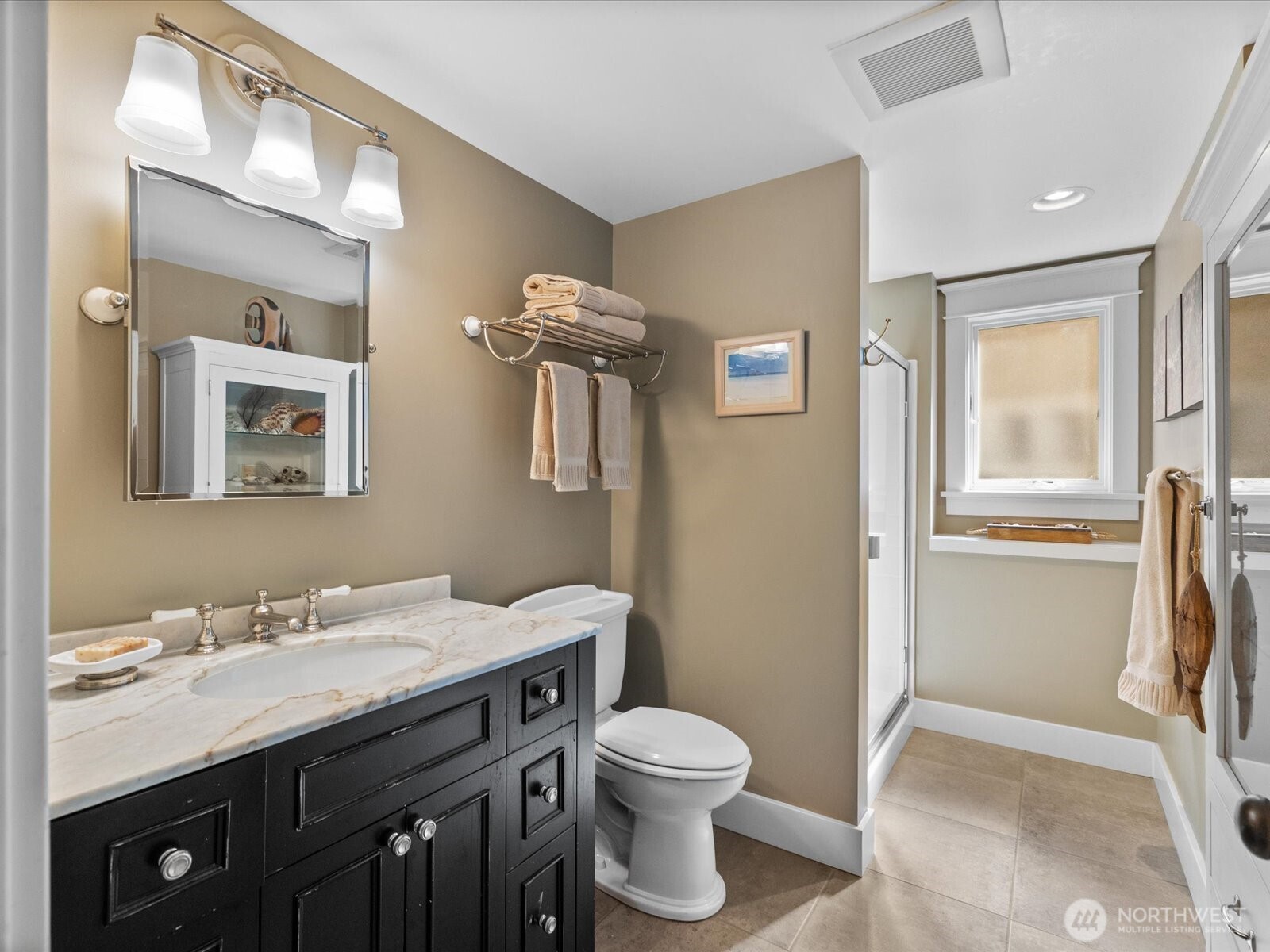 Alternate lower level guest bedroom