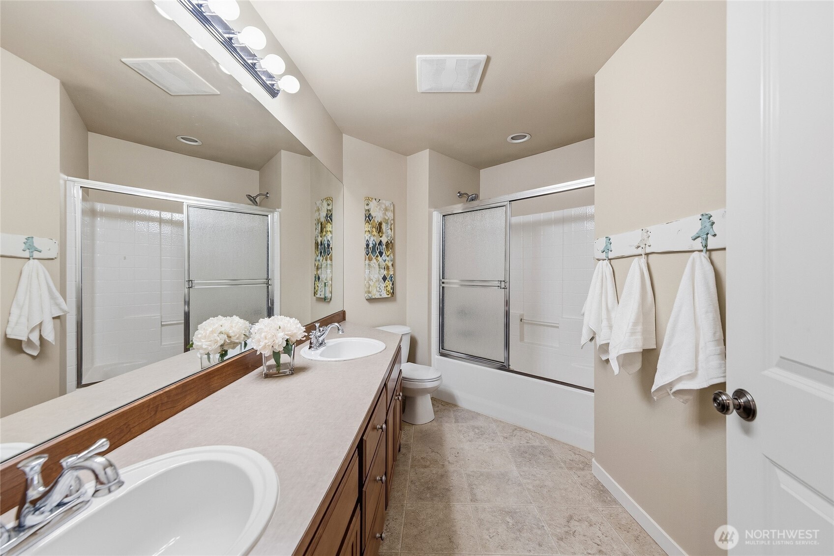Second bathroom with double vanity upstairs