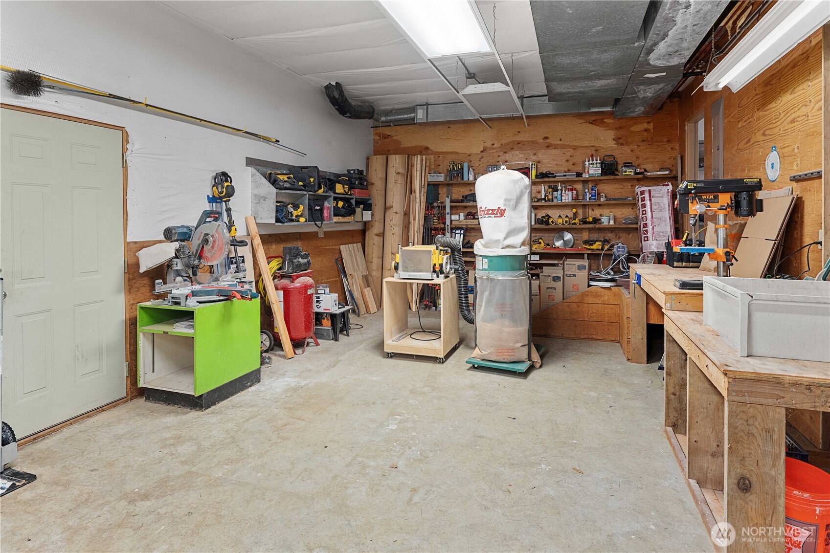 ADU basement currently being used as a workshop