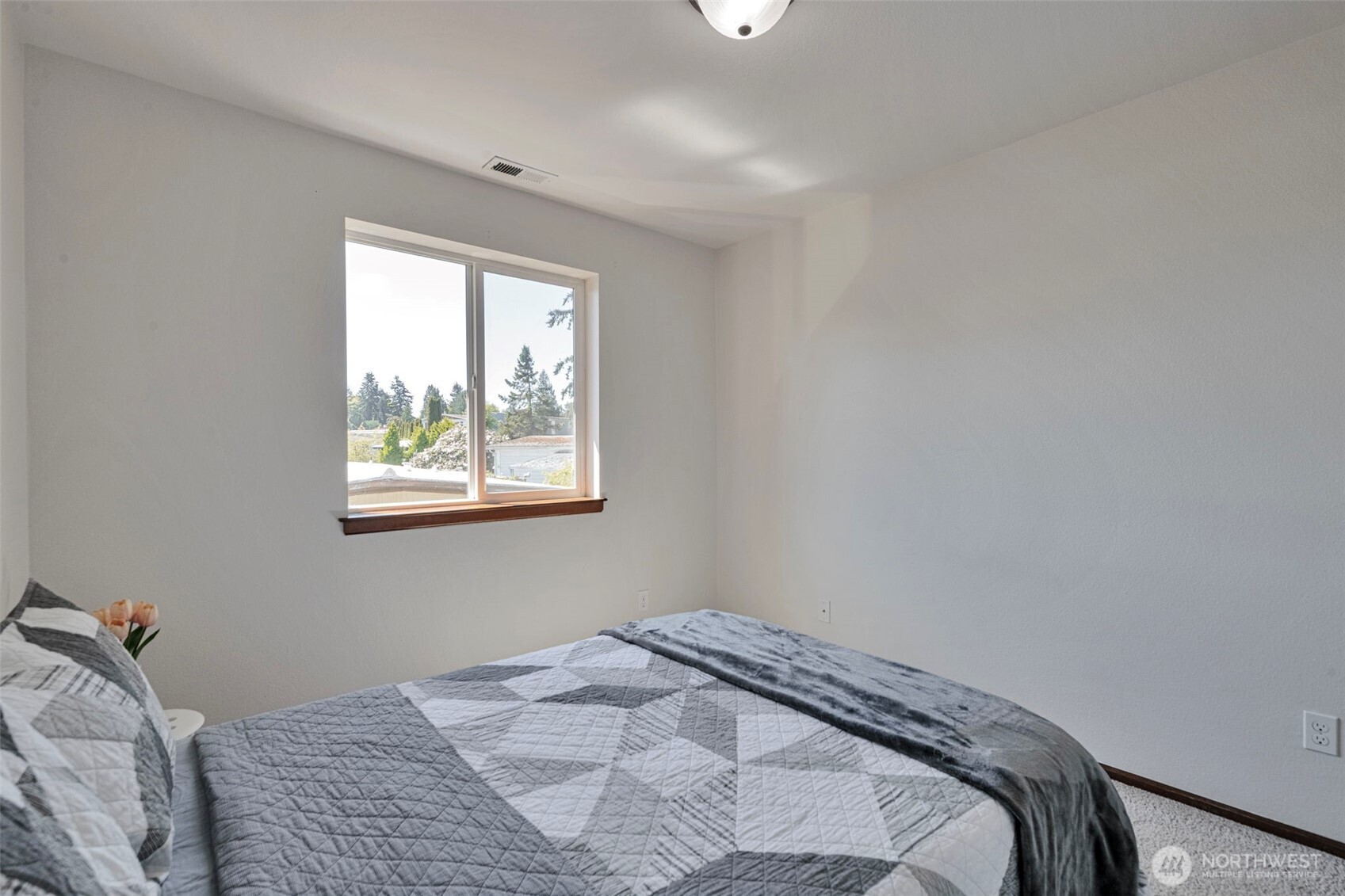 Bedroom 2 U2