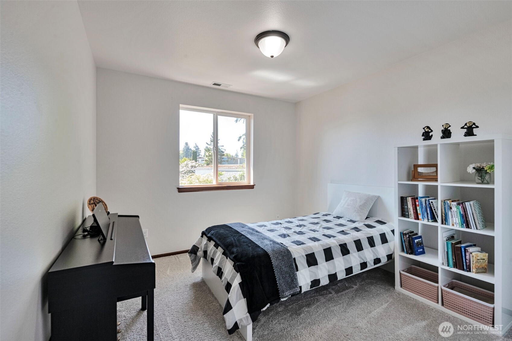 Bedroom 3 U2