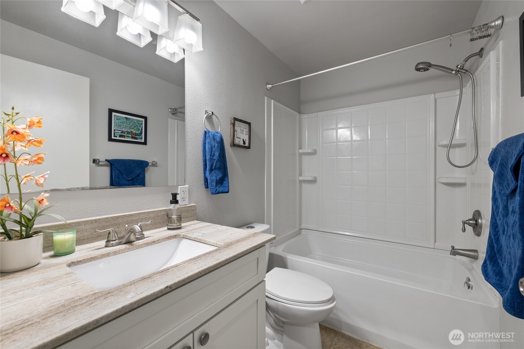 guest room 1
