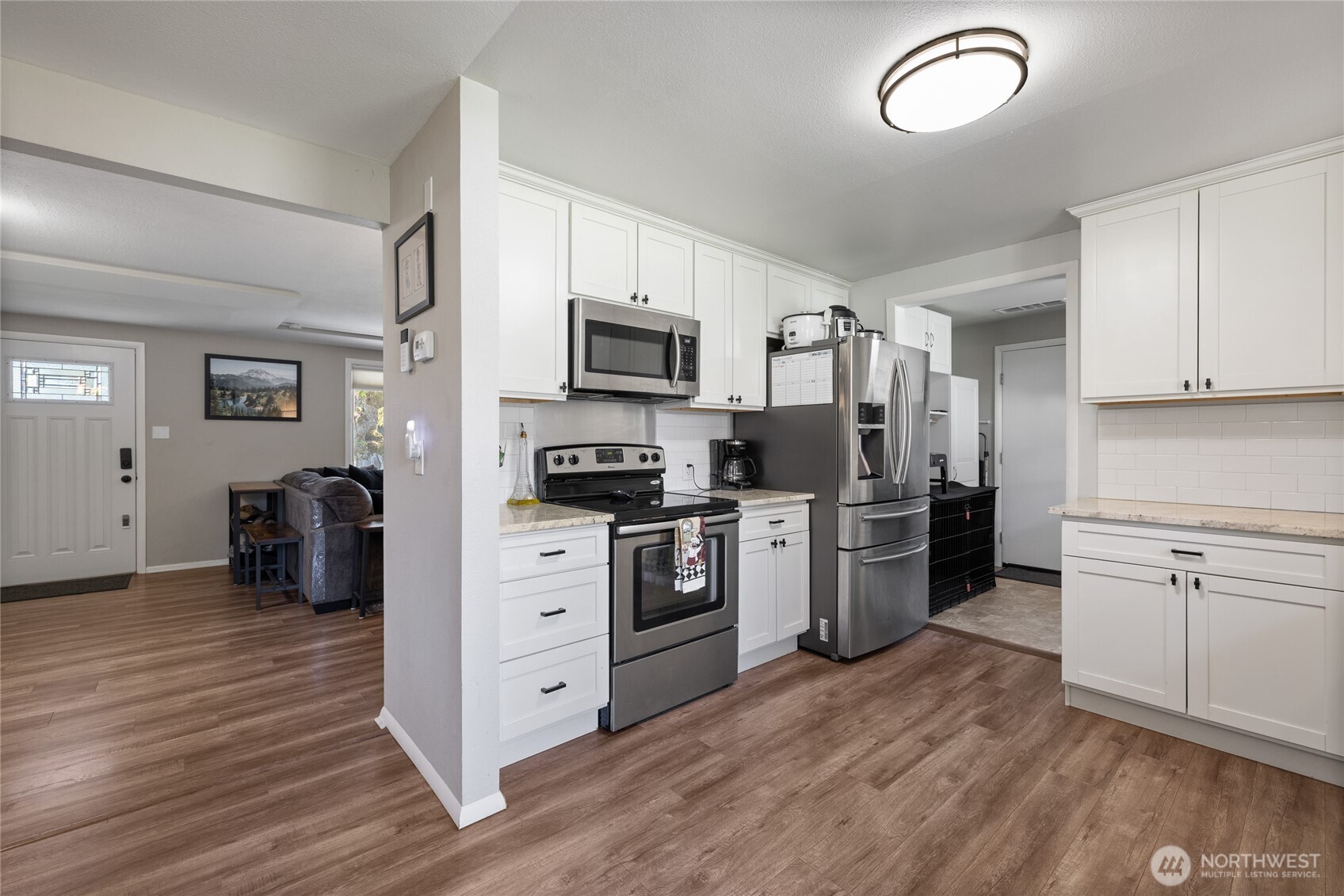 granite counters and stainless appliances