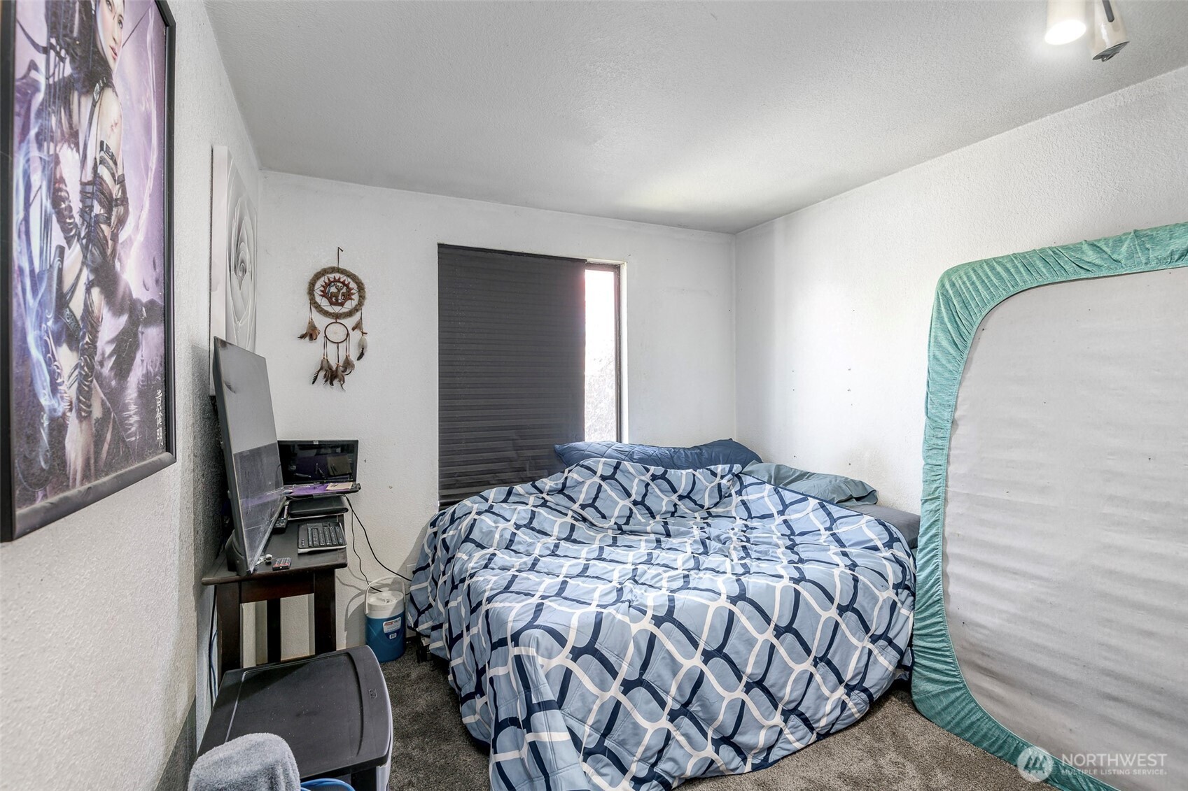 1st bedroom