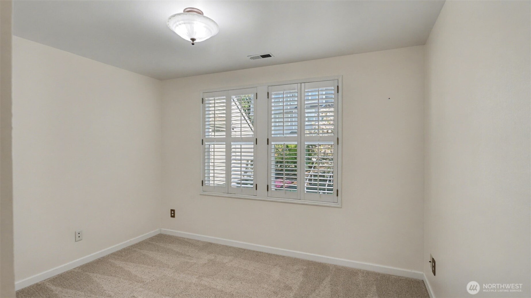 Guest bedroom #2.