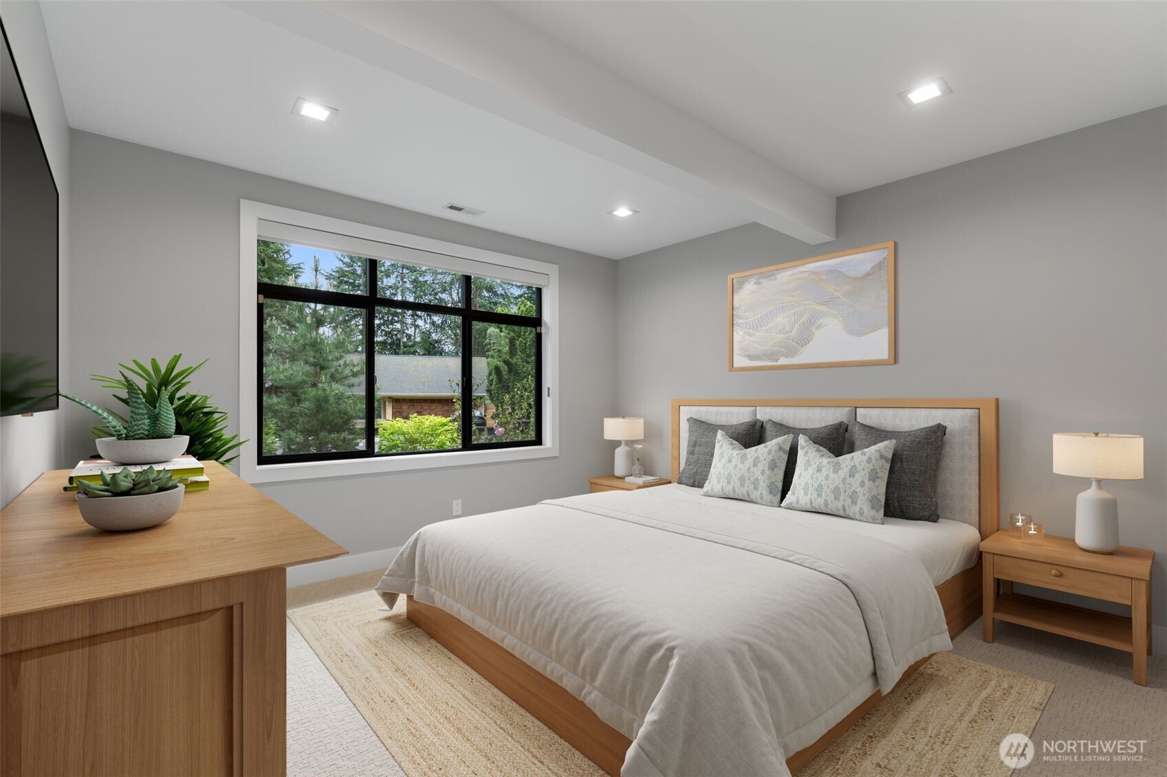 3rd Guest Bedroom w/Ensuite & Walk-In Closet