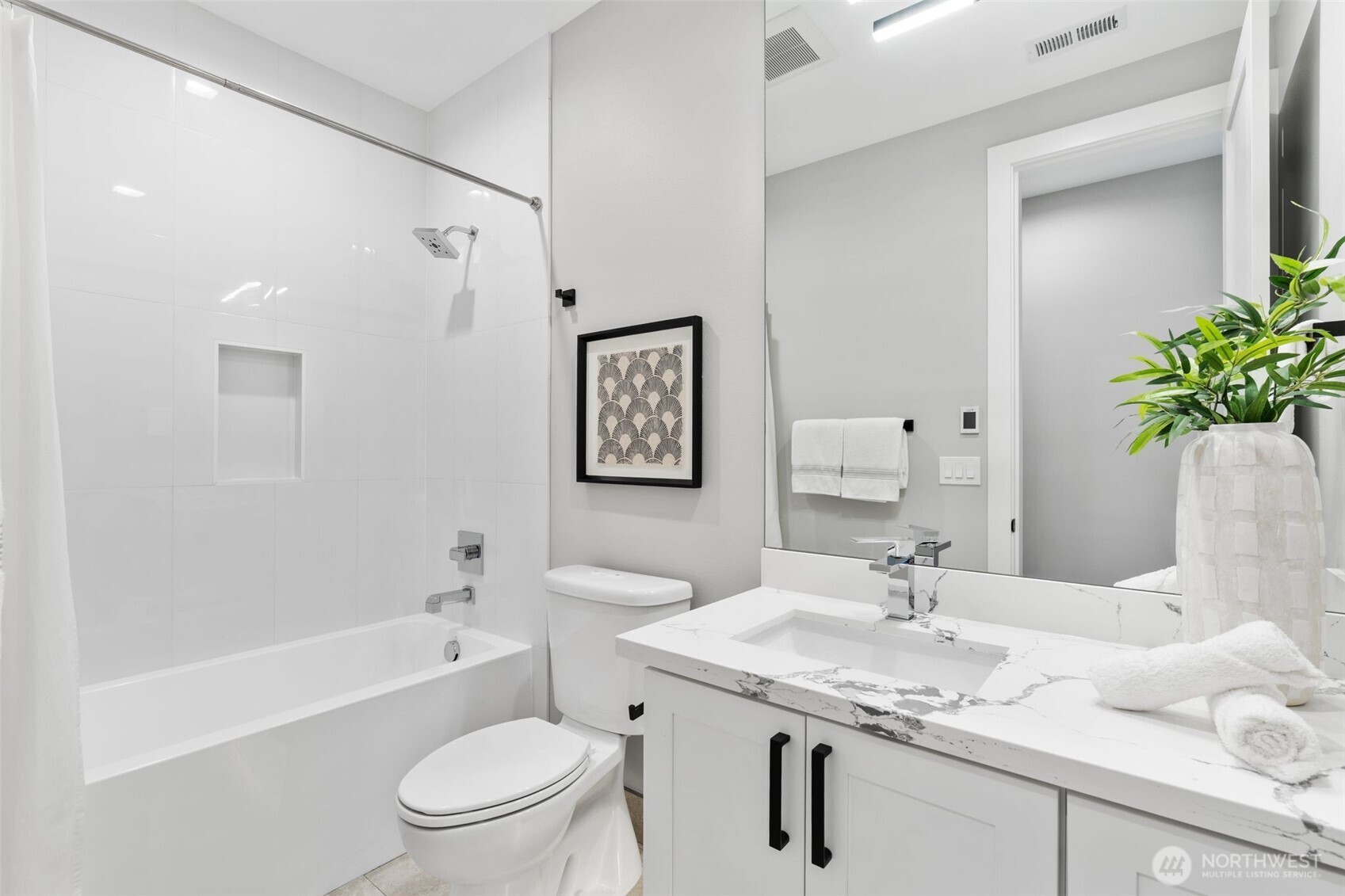 3rd Guest Ensuite Bath