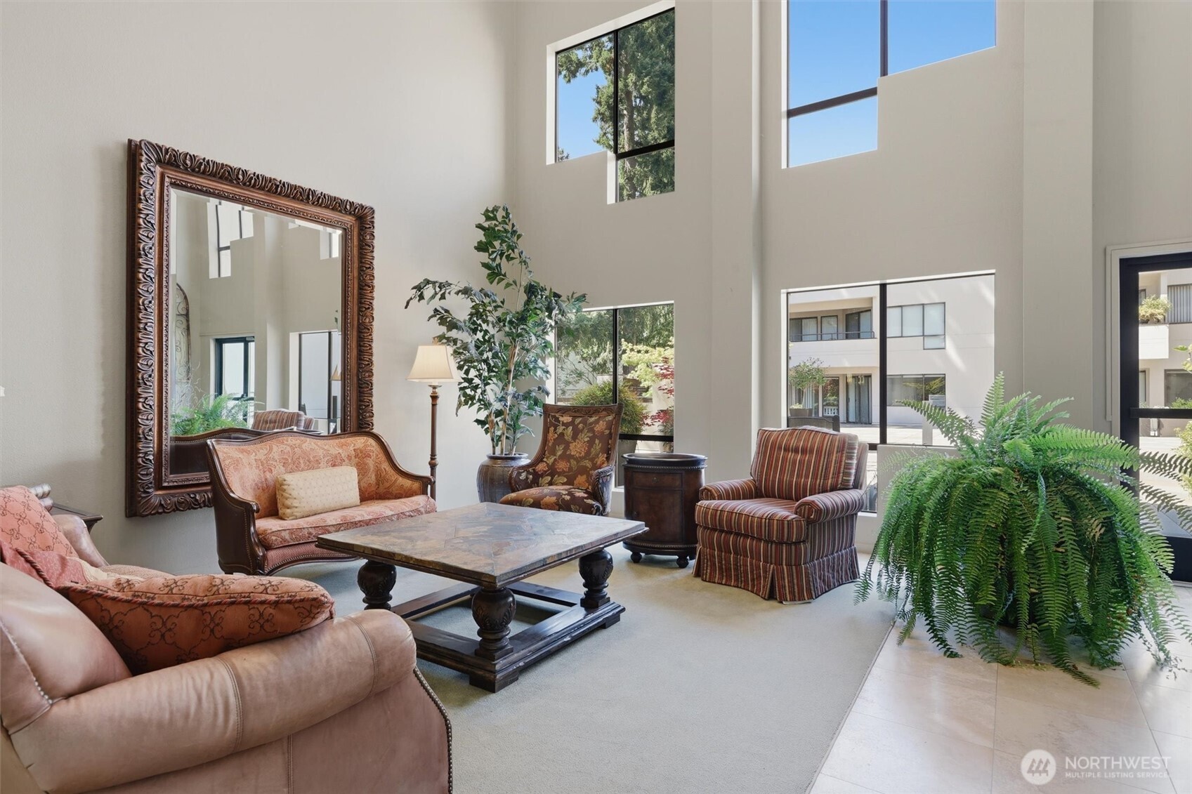 Amenities: Sitting Area