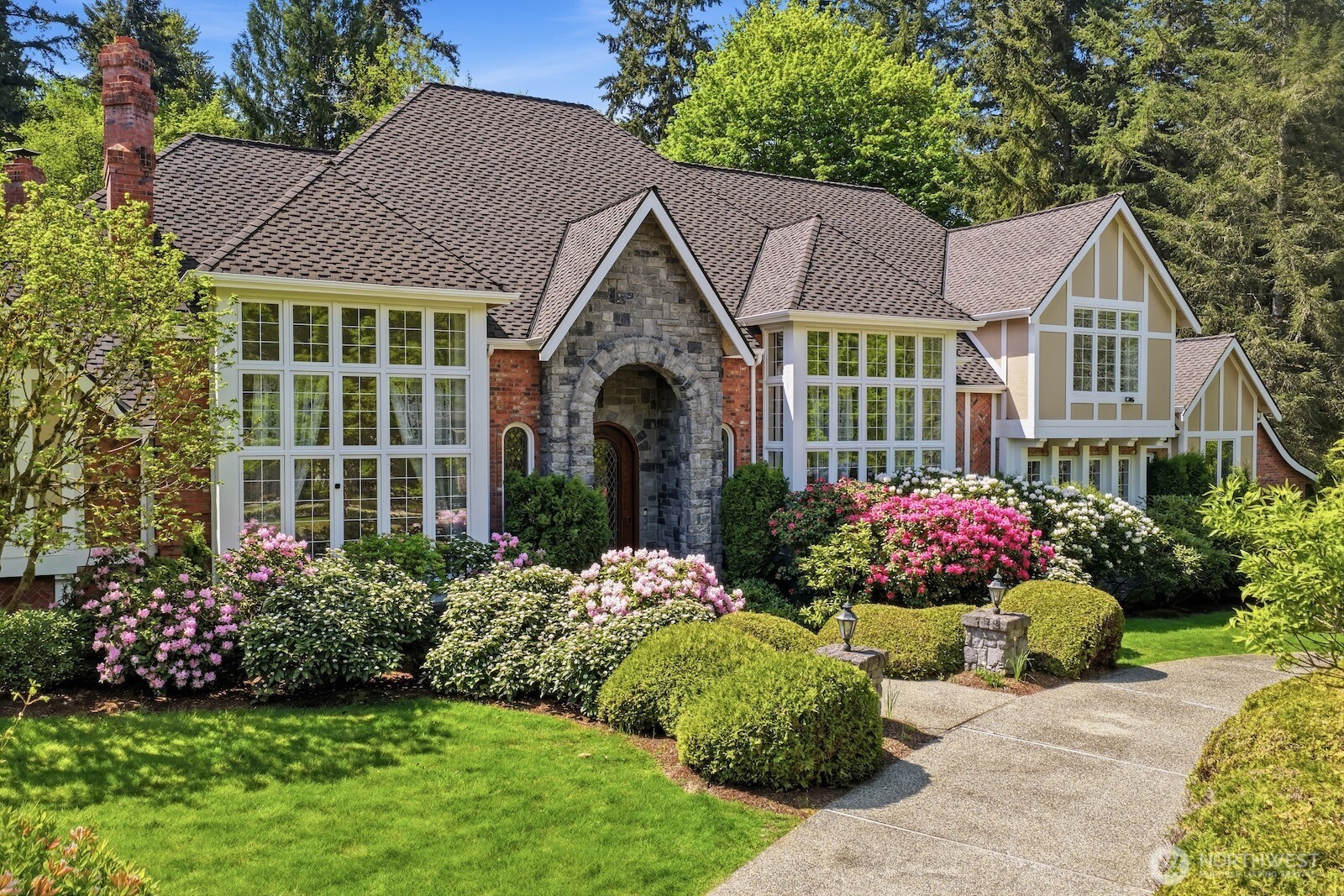 Front circular driveway.
