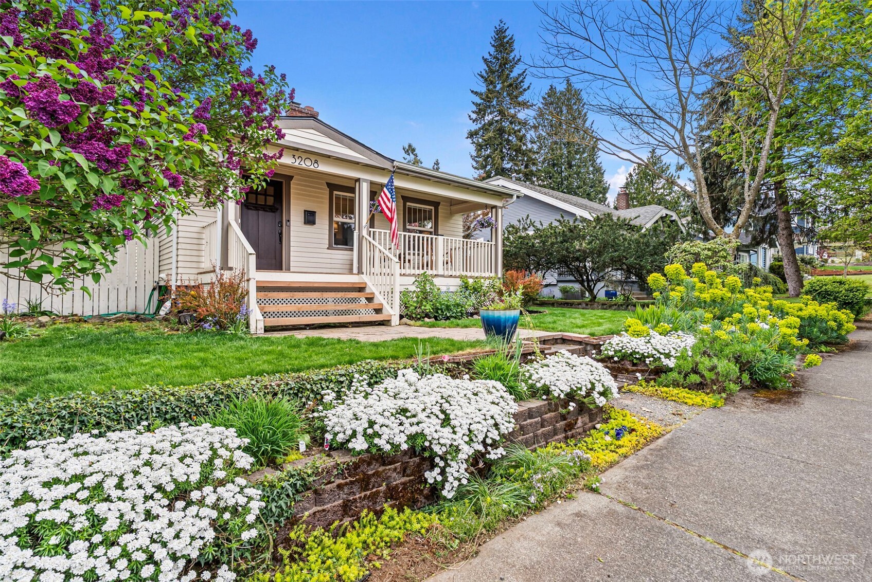 Perfect time of year to see the landscaping bloom