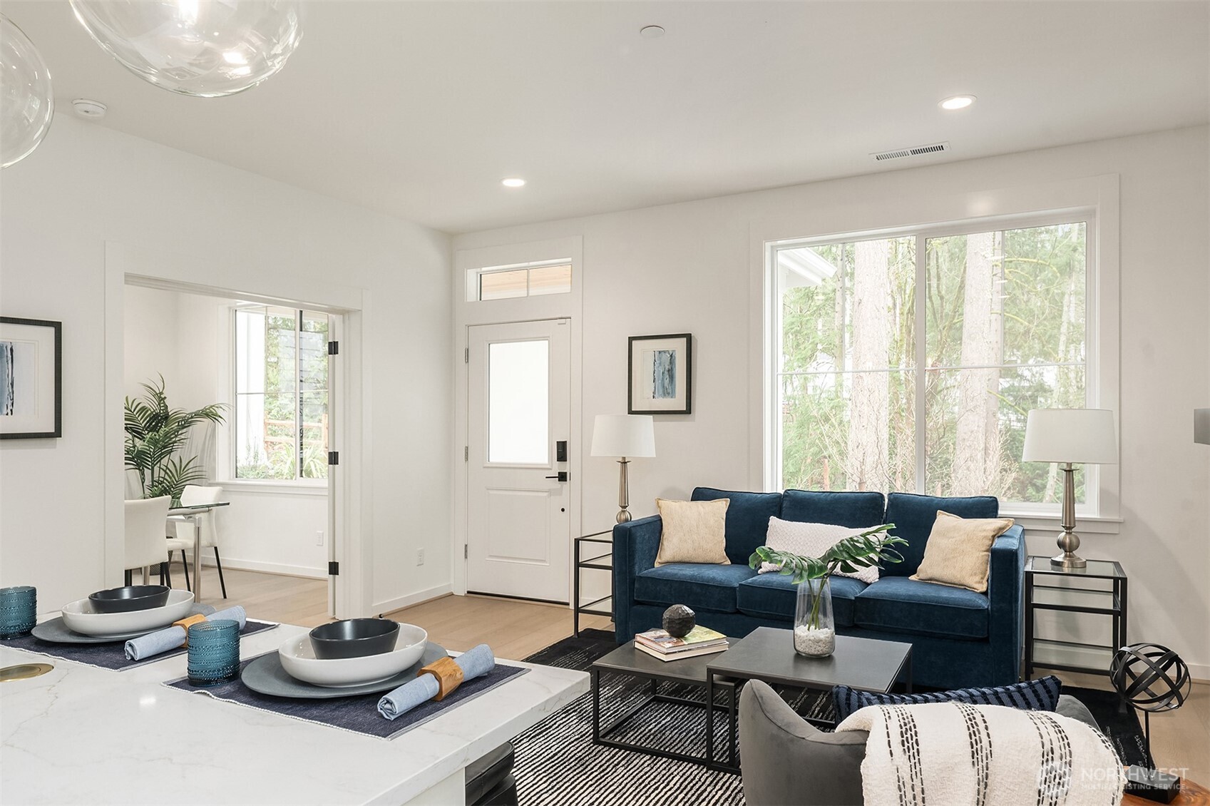 Open layout great for entertaining