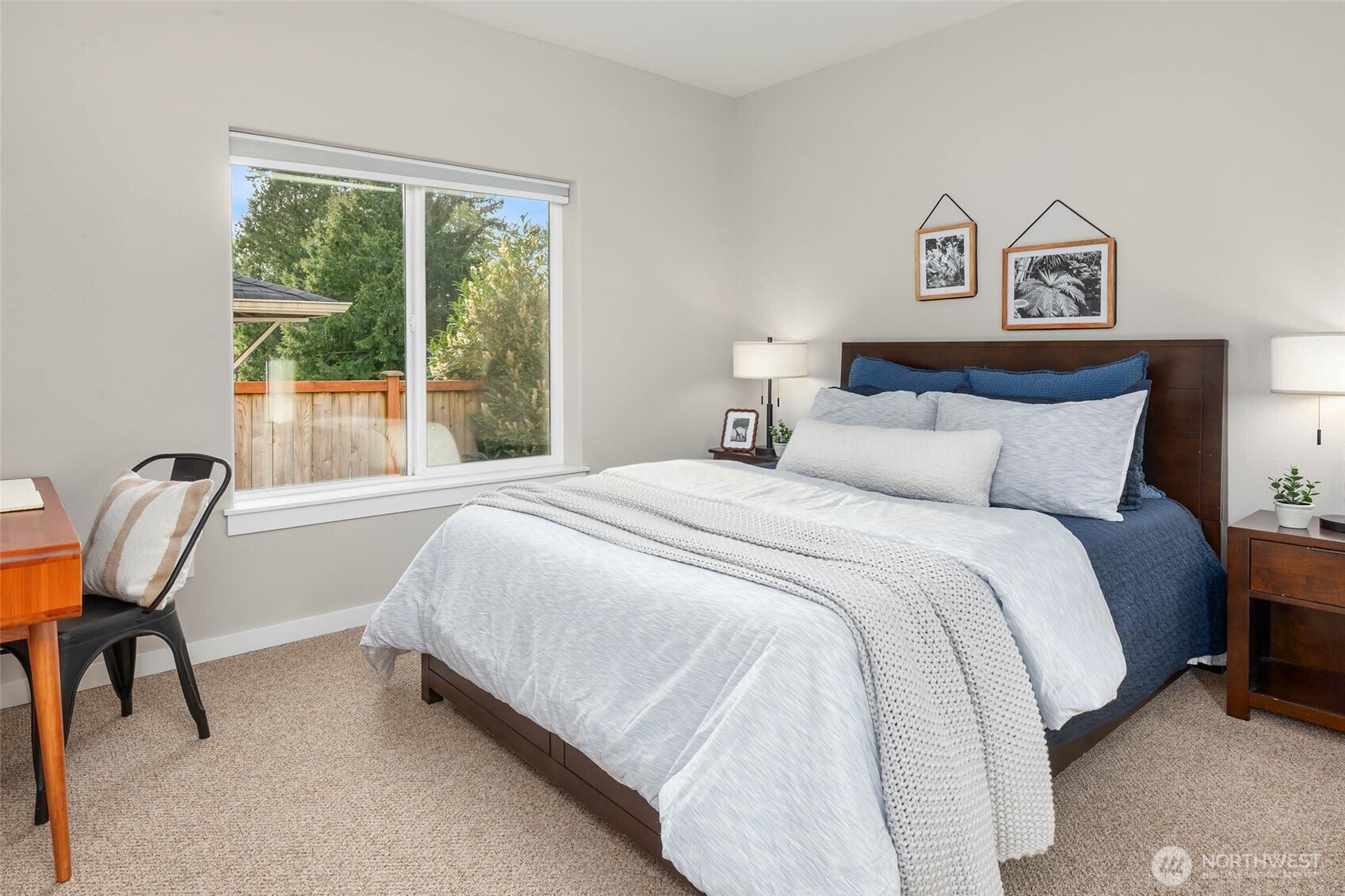 Just beyond the living area is an en-suite bedroom. Perfect for guests or an extra bedroom.